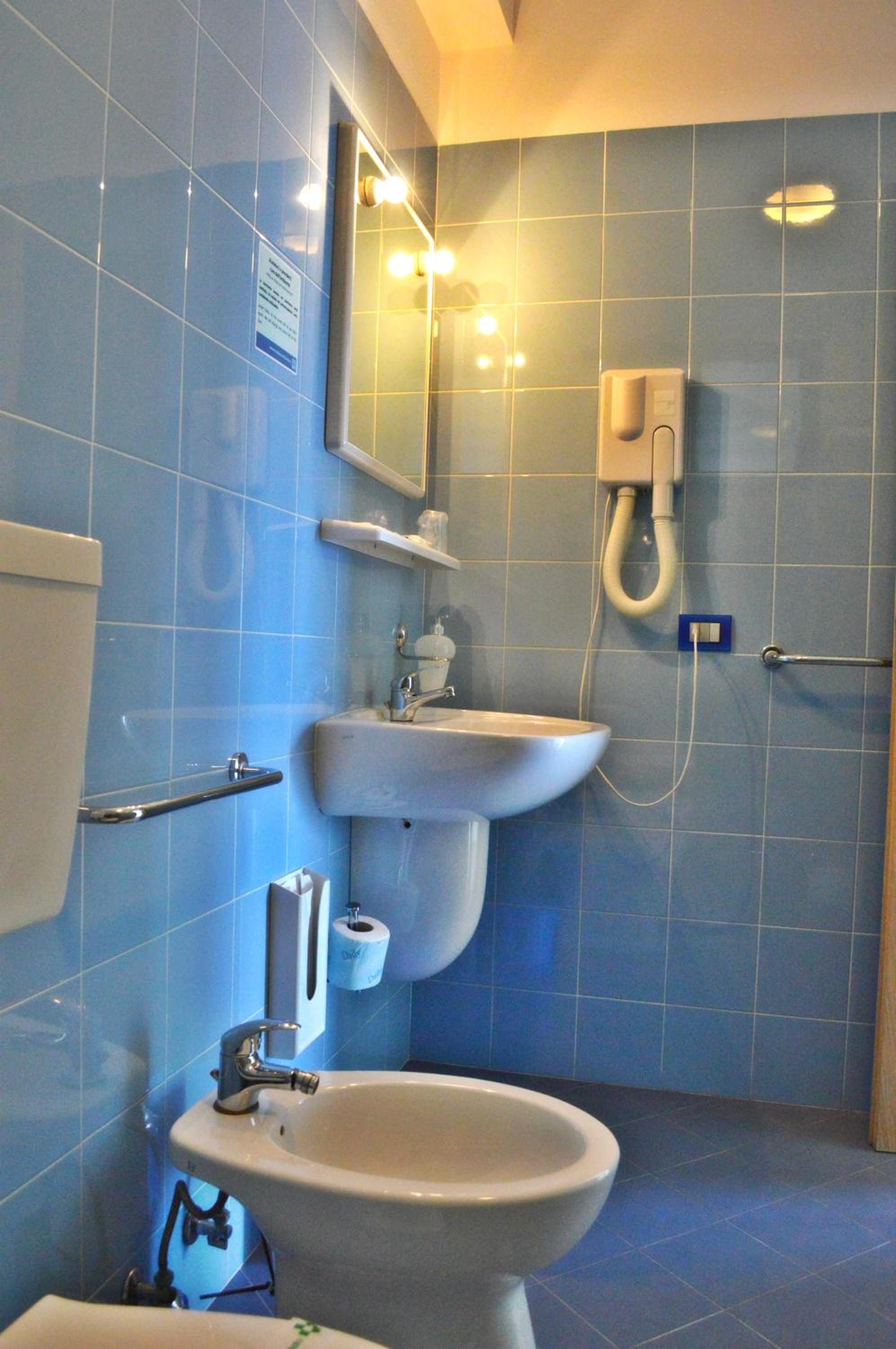 Double Room with Lounge - Photo 8