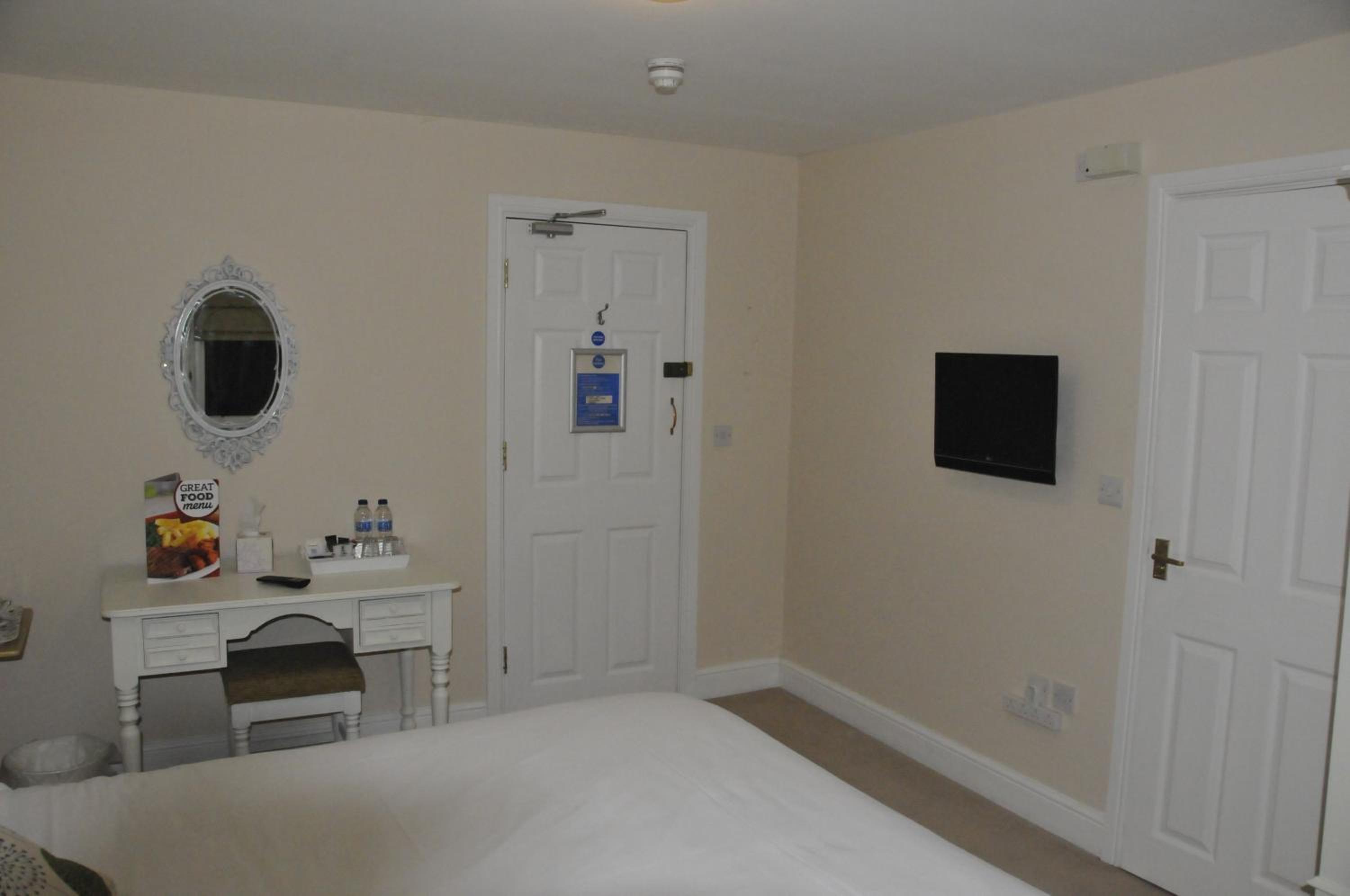 Double Room - Photo 8