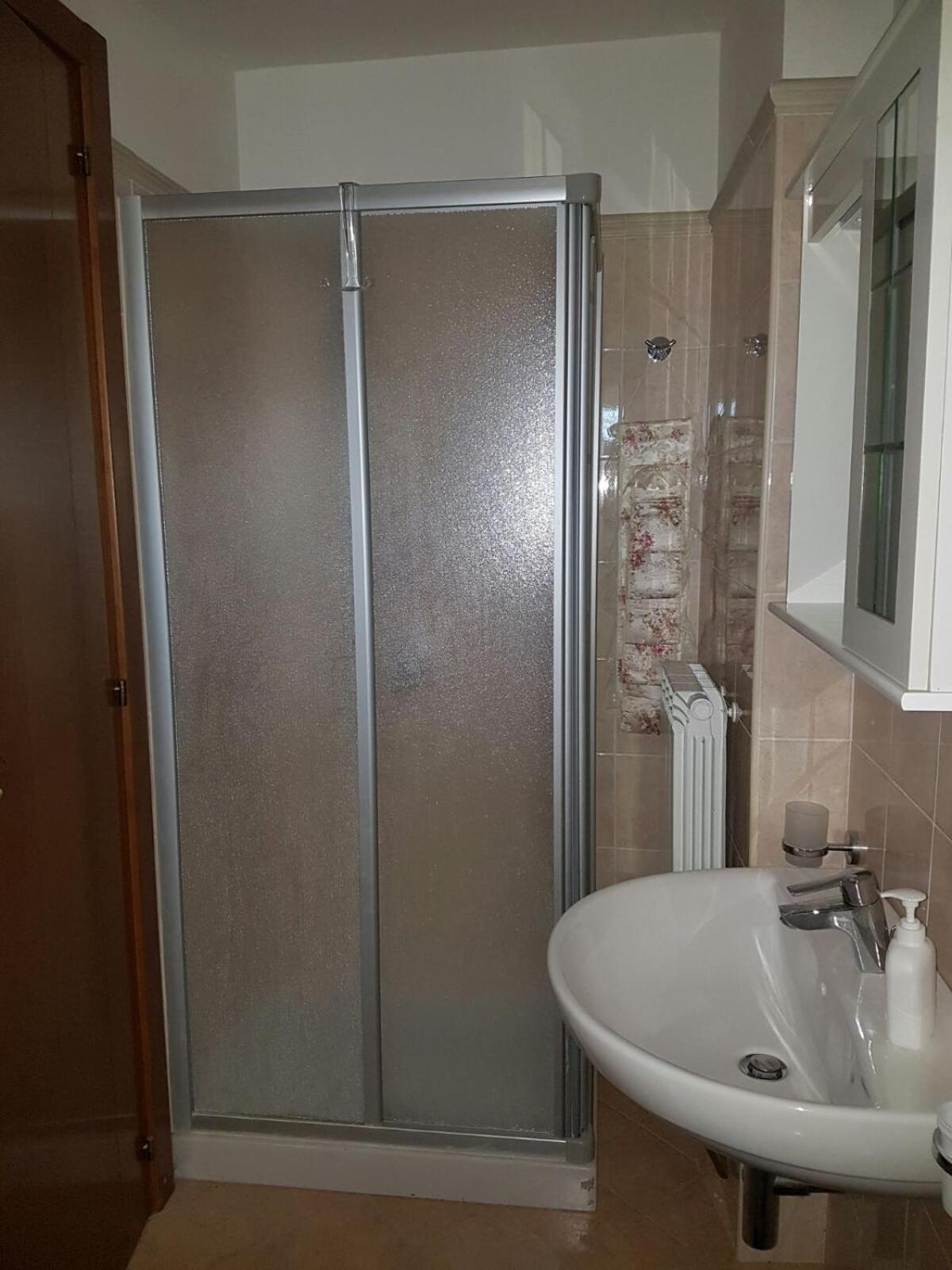Triple Room - Photo 15