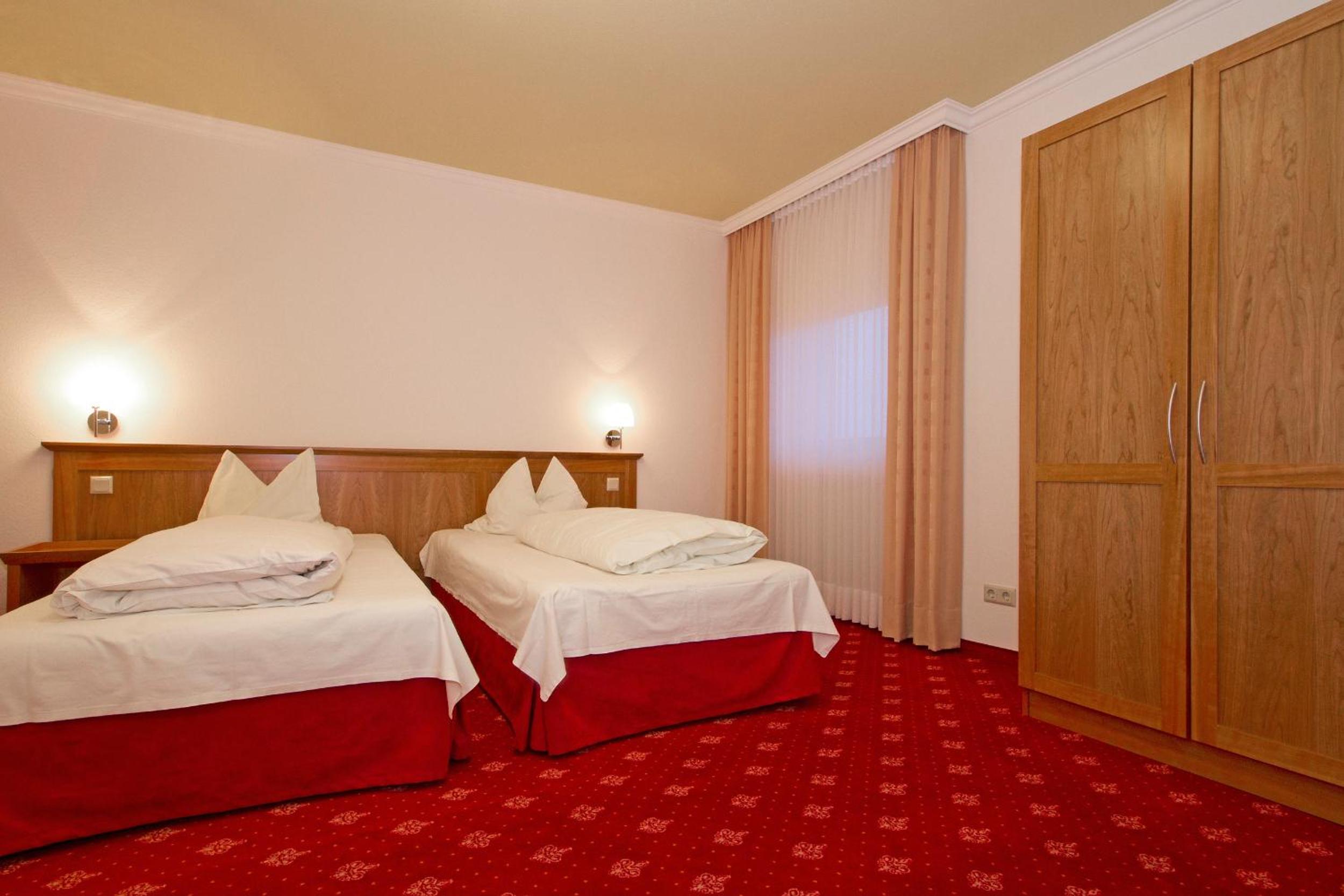 Double Room - Photo 17
