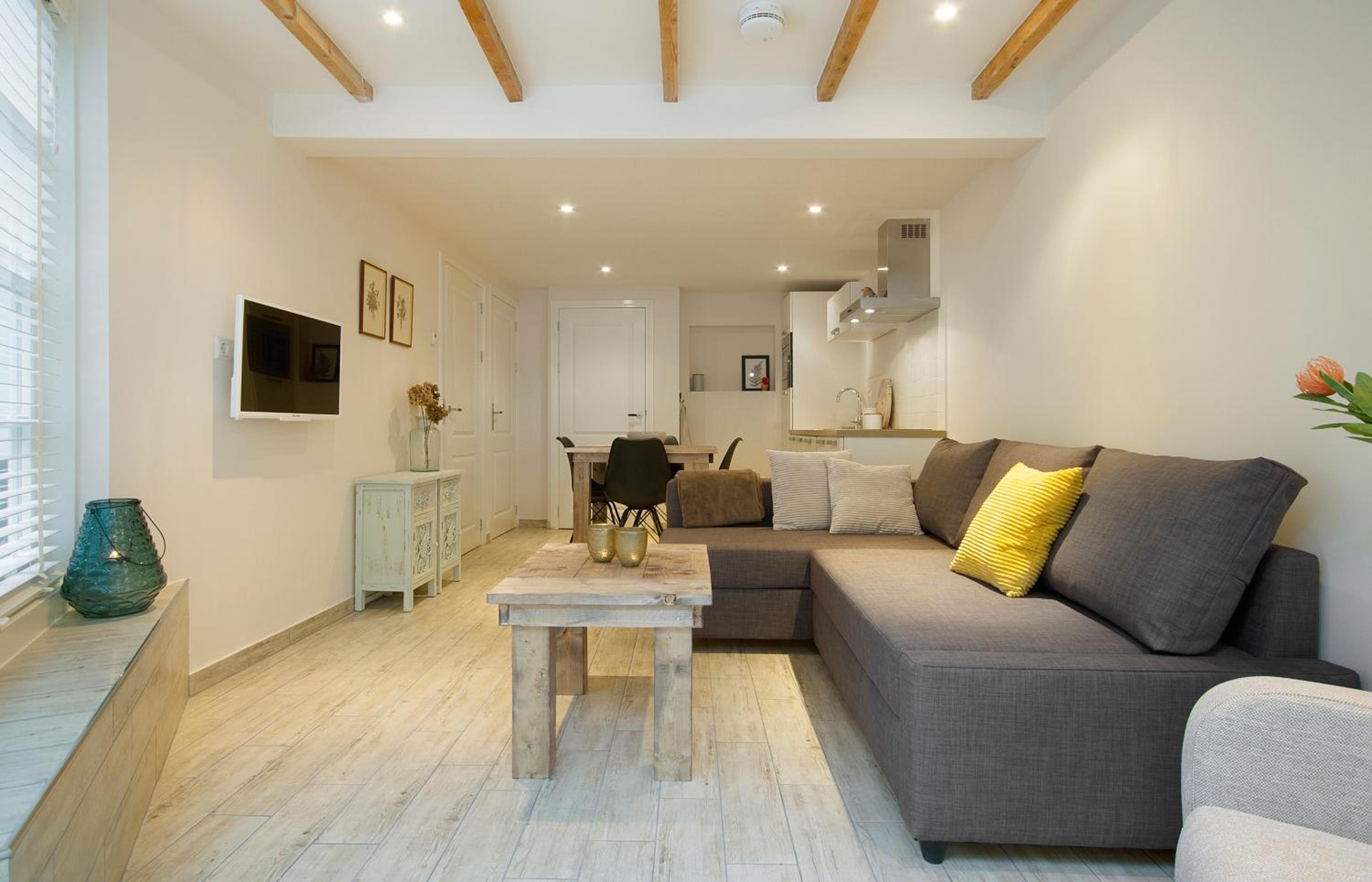 One-Bedroom Apartment with Garden View photo 1