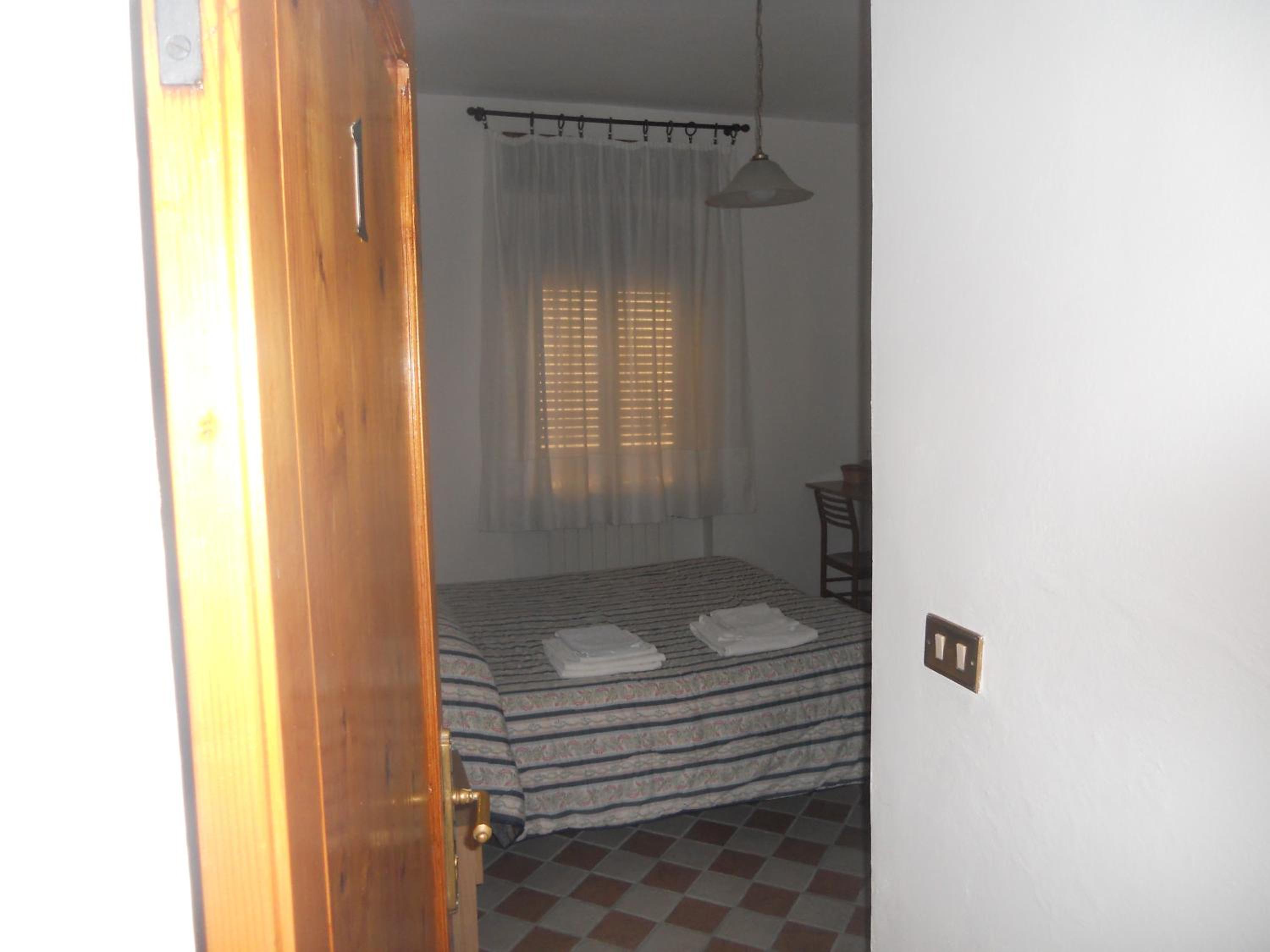 Triple Room - Photo 25