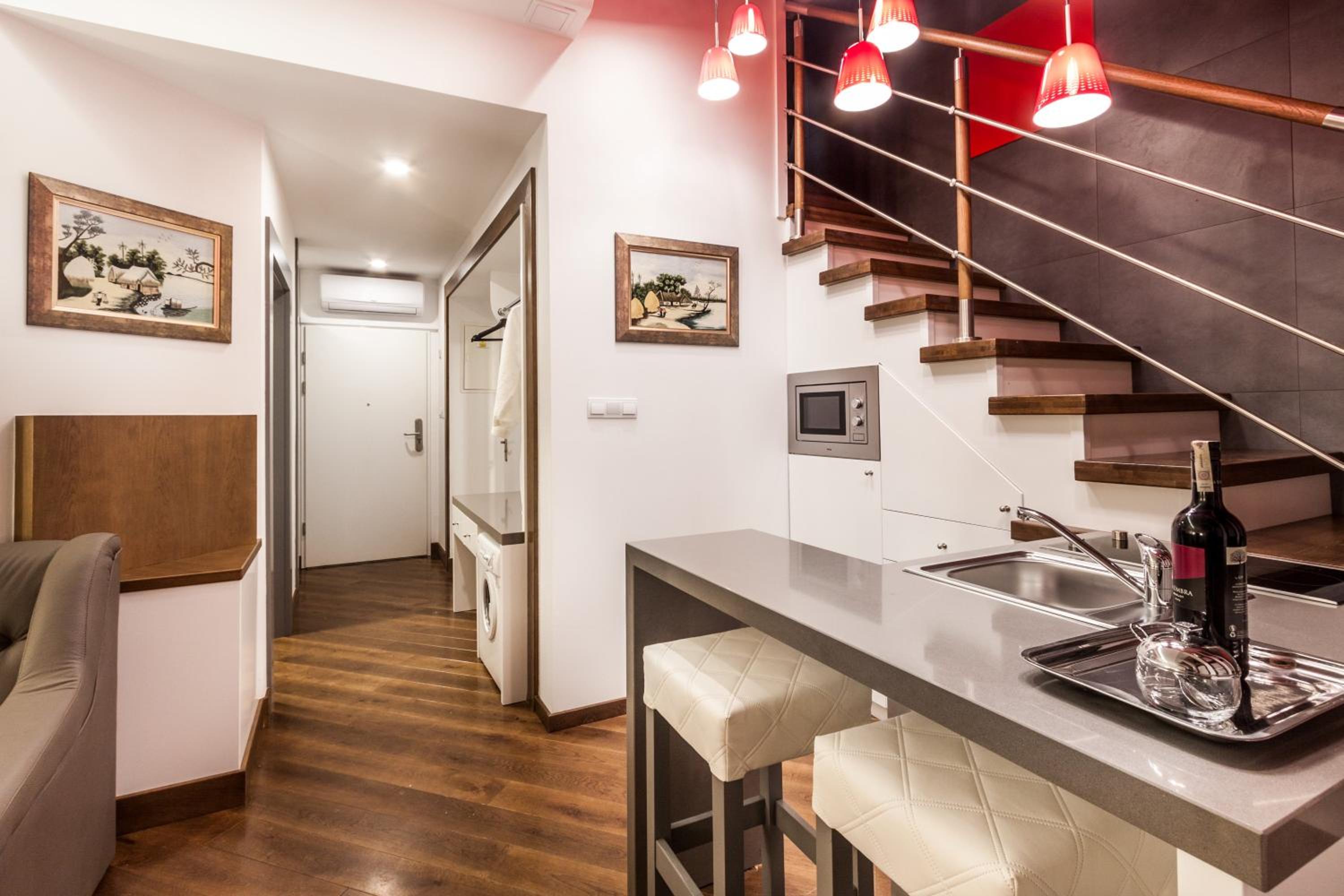 Luxury Apartment with Jacuzzi and Sauna photo 3