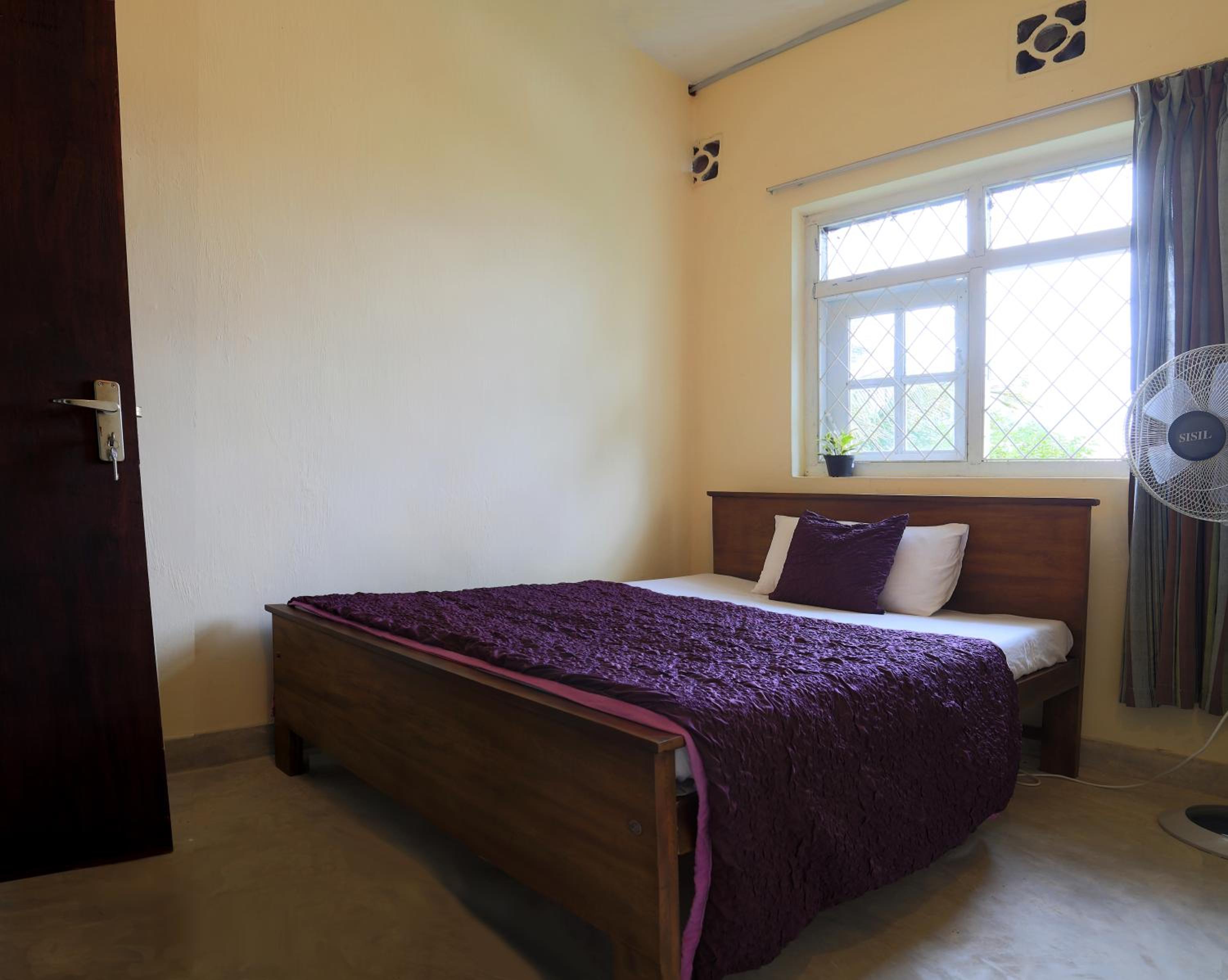 Studio Apartment photo 1