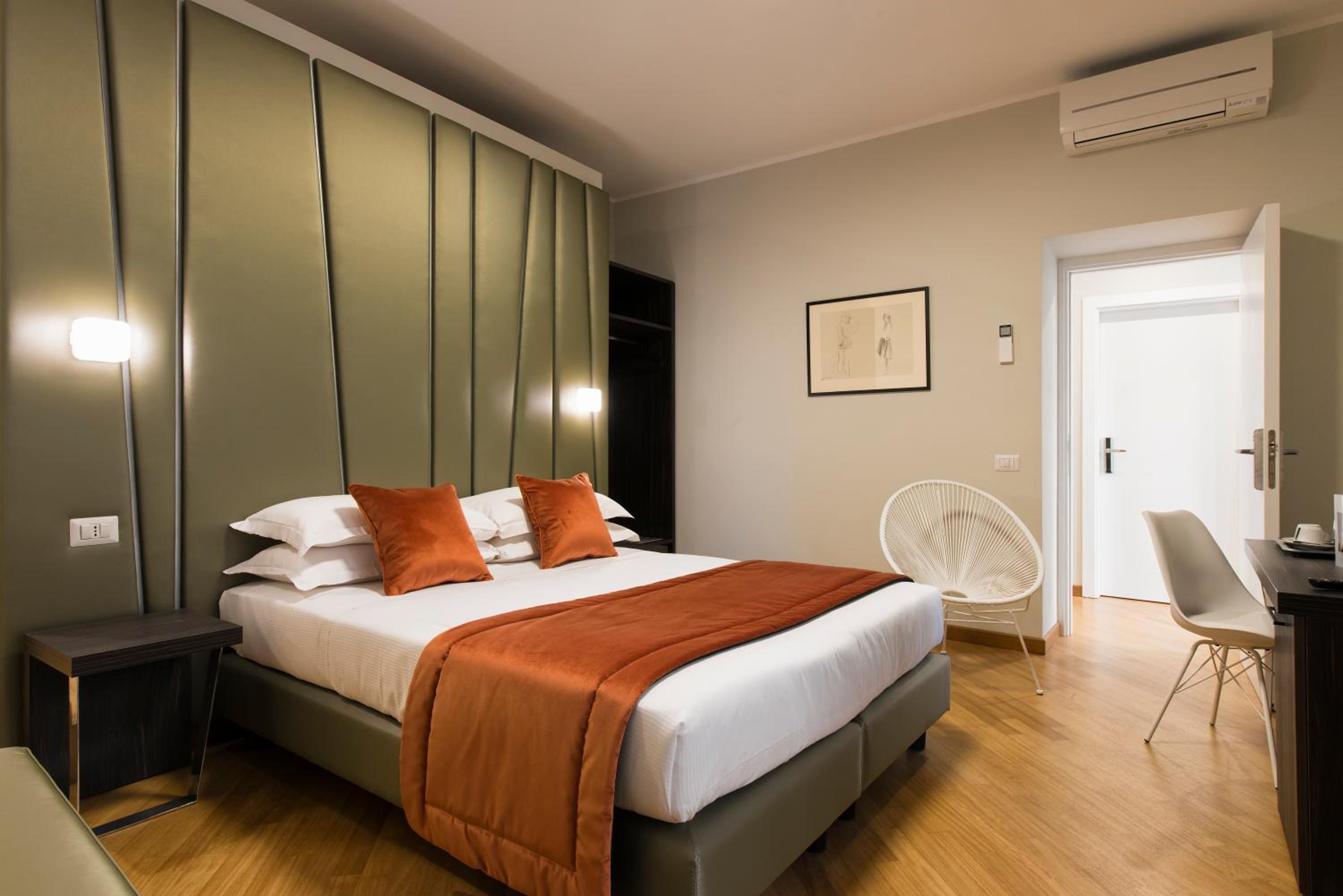 Superior Double or Twin Room photo 1