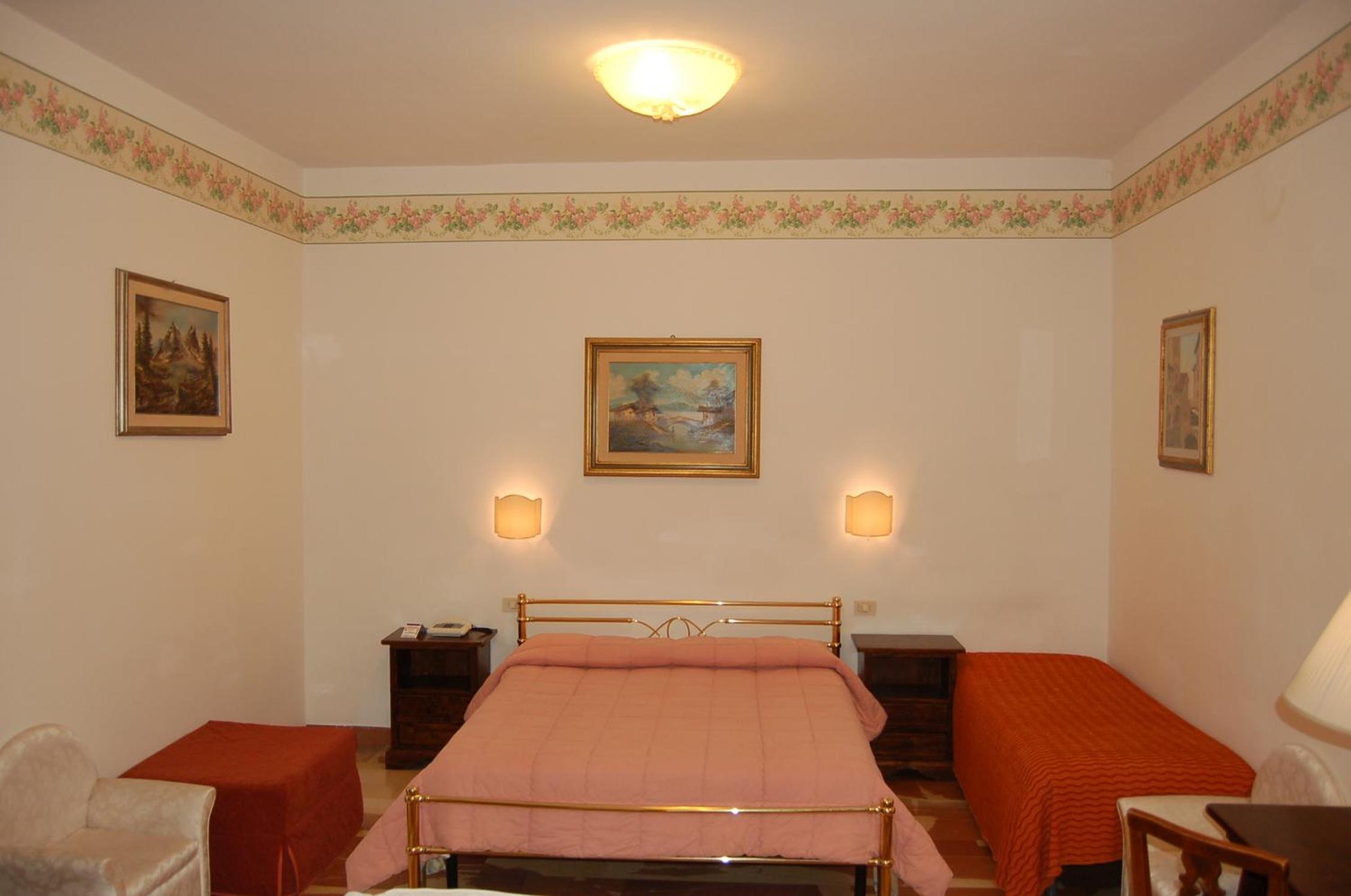 Quadruple Room photo 3