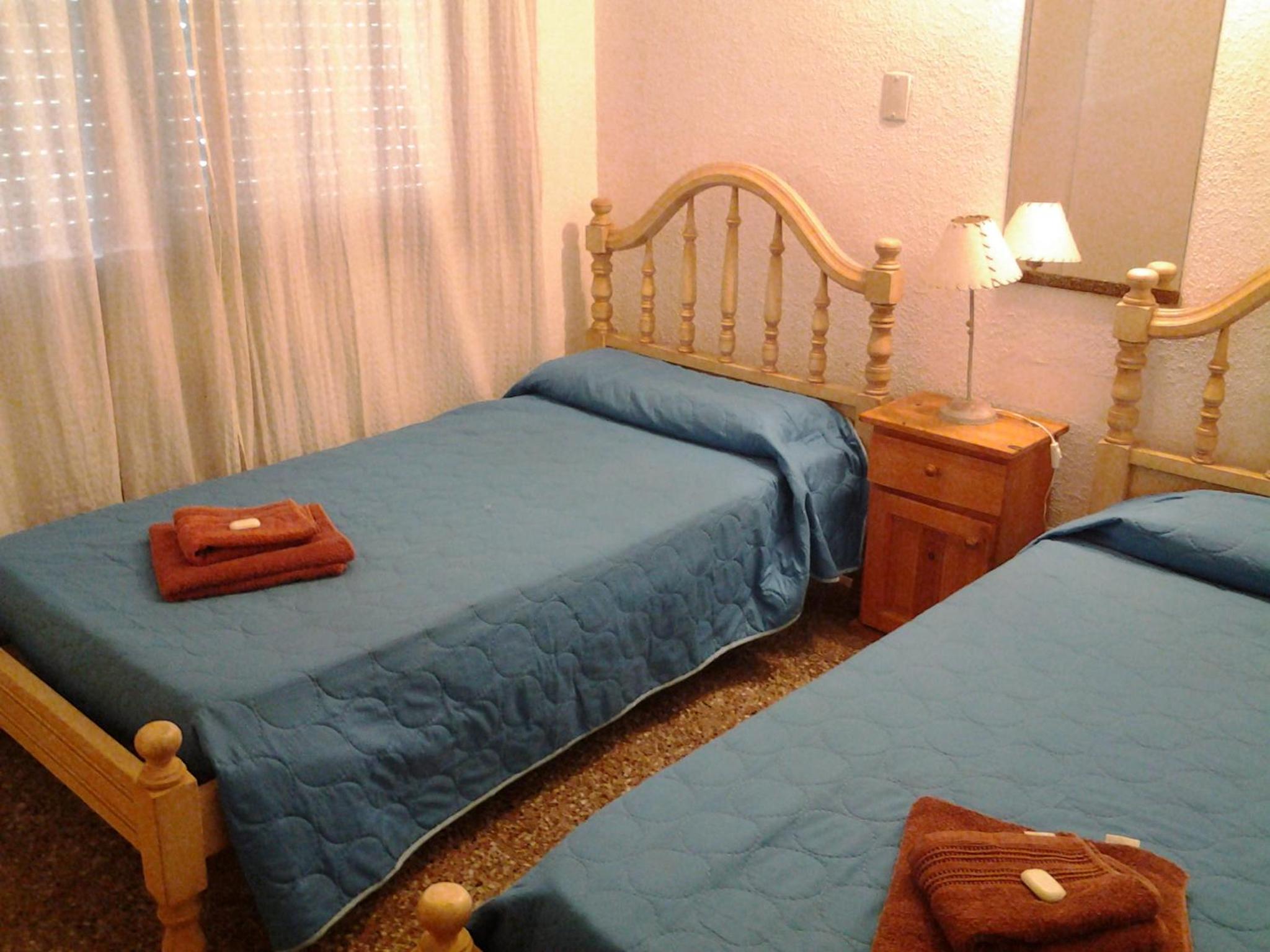 Twin Room with Private Bathroom photo 1