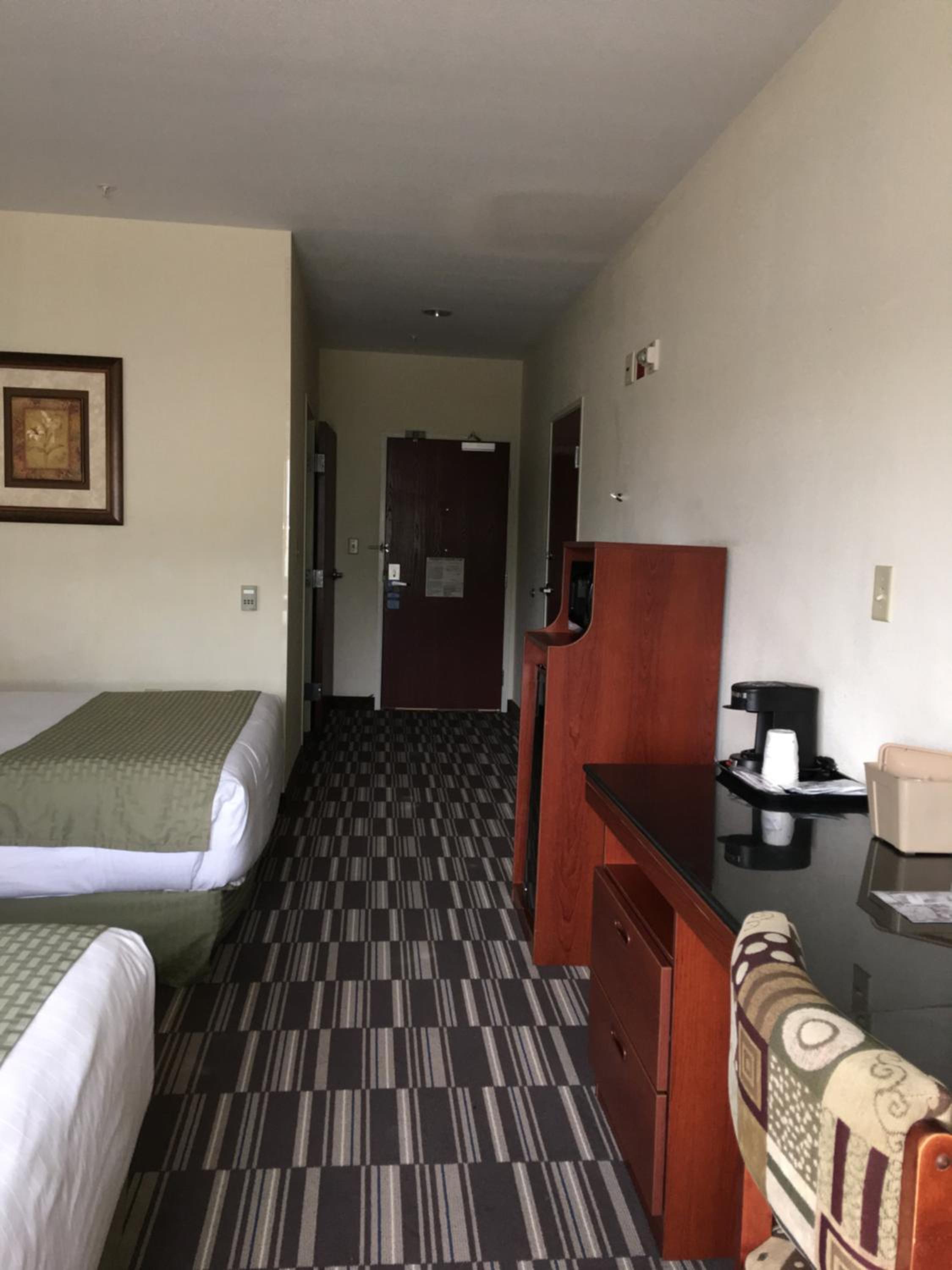 Queen Room with Two Queen Beds - Disability Access/Non-Smoking - Photo 1