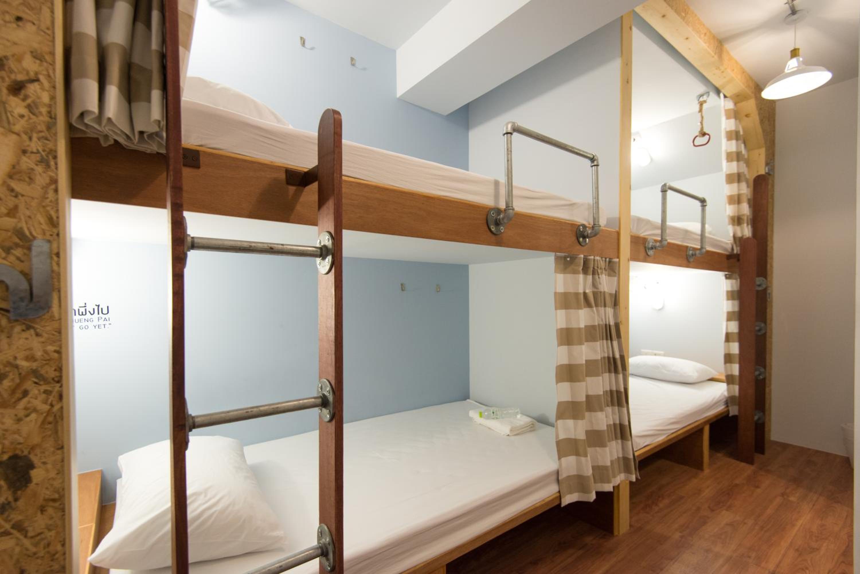 Bed in 4-Bed Female Dormitory Room photo 3