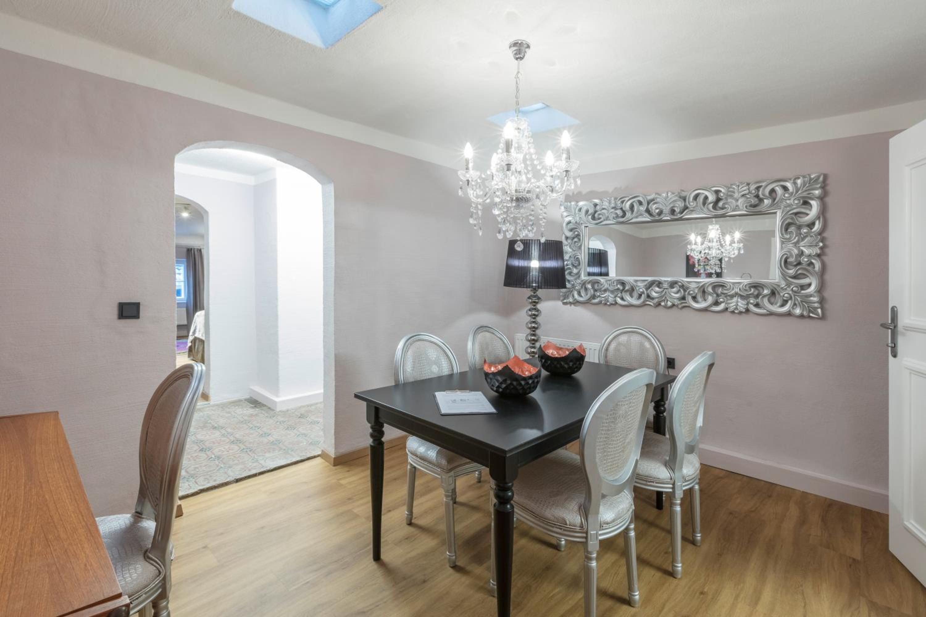Superior Apartment photo 3