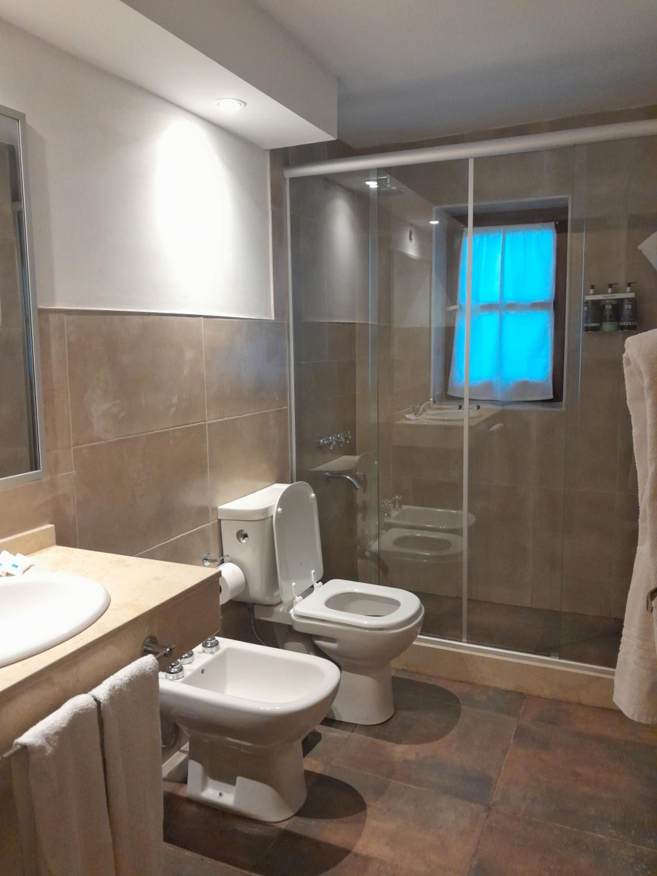 Standard Double or Twin Room photo 3