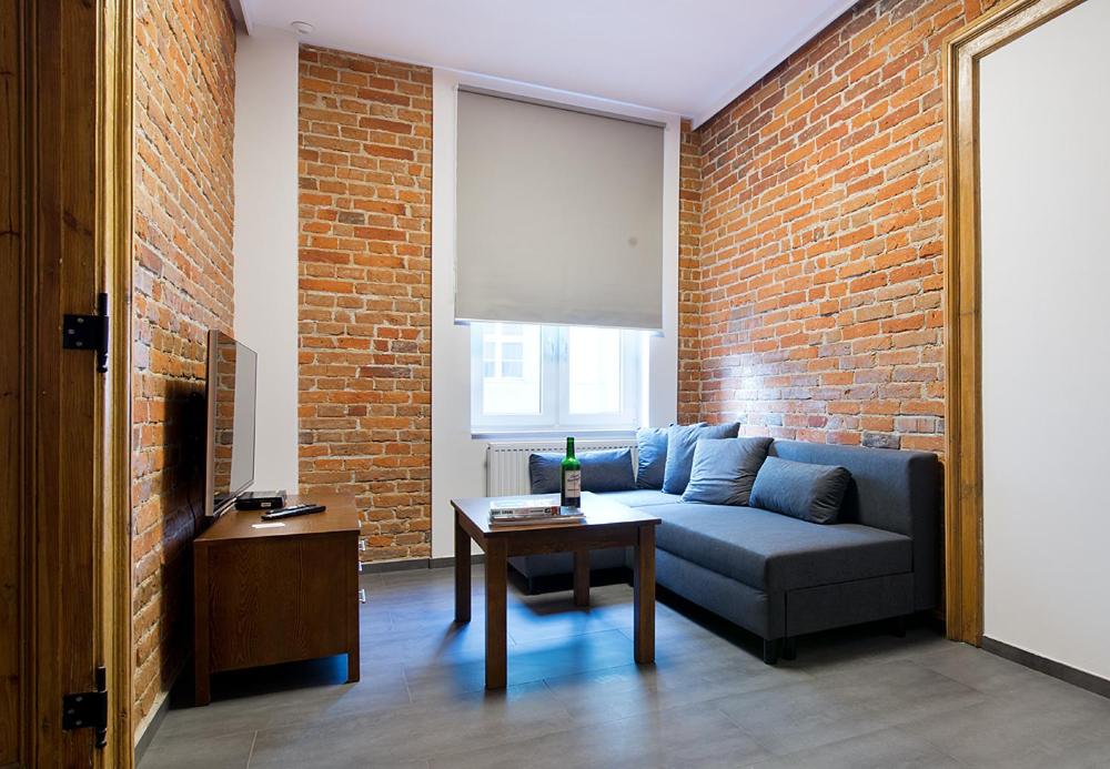 King Studio with Sofa Bed - Non-Smoking - Photo 1