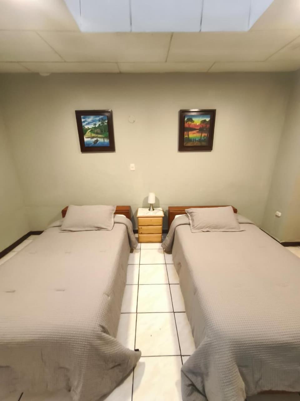 Twin Room with Shared Bathroom photo 2