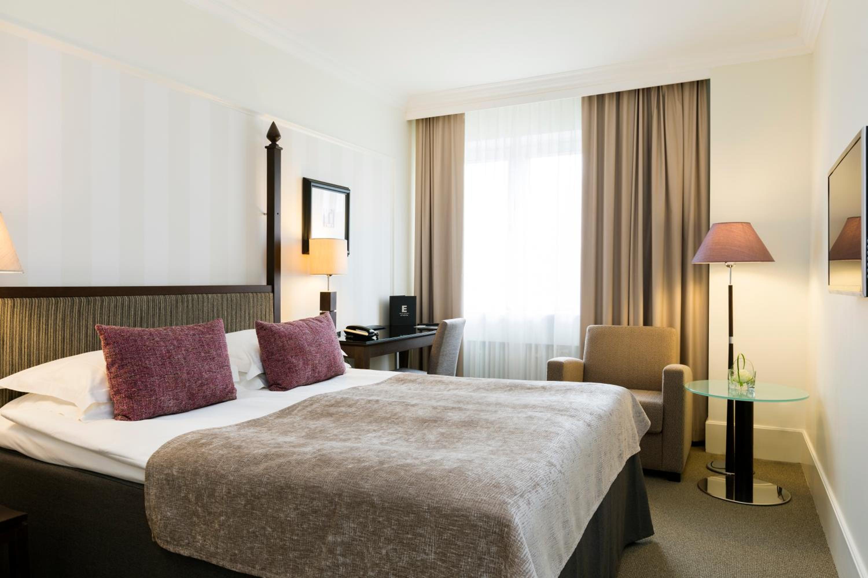 Available room