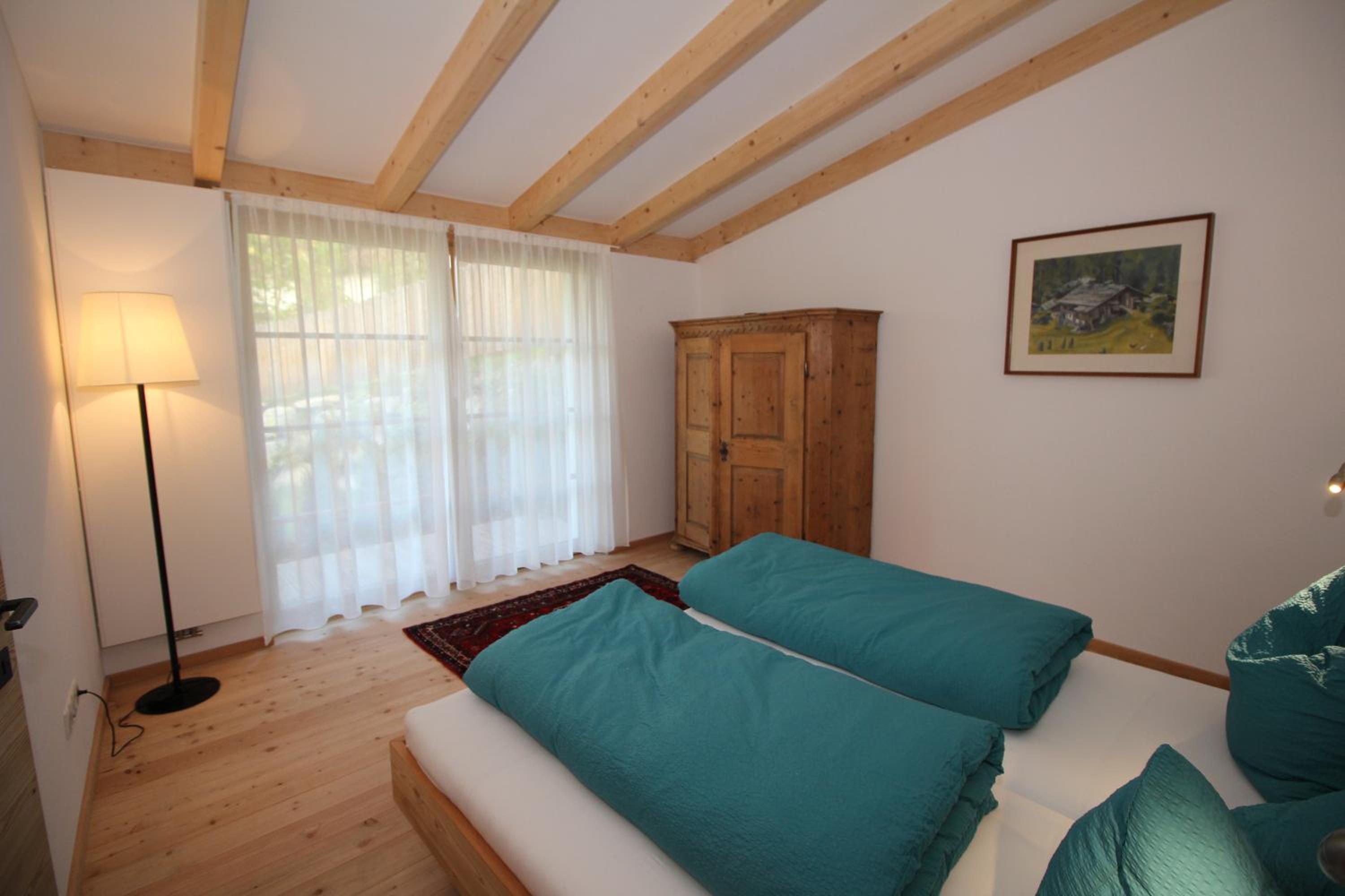 Superior One-Bedroom Apartment