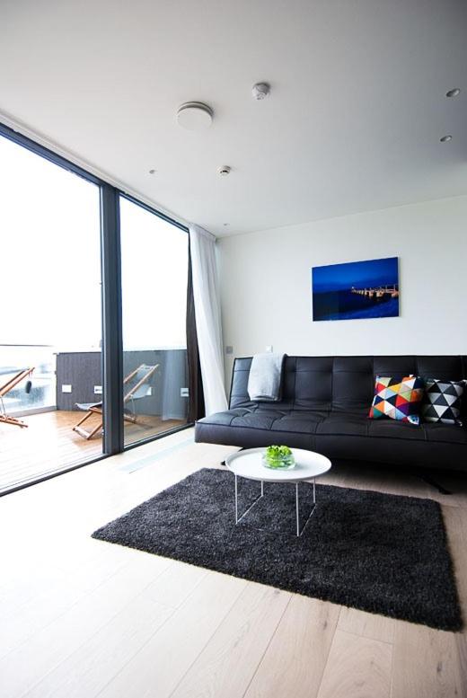 Bungalow Studio - Photo 1
