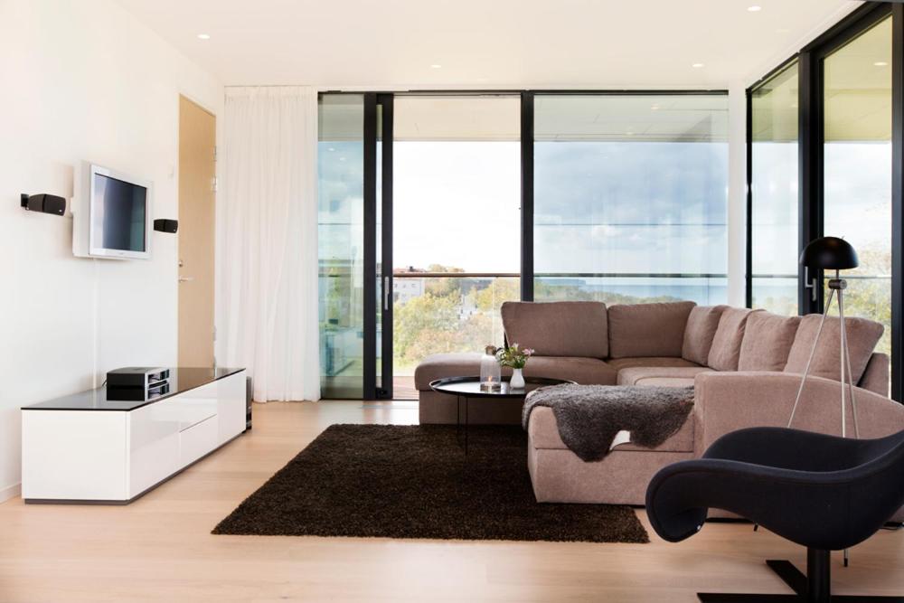 Superior Suite with Sea View - Photo 1
