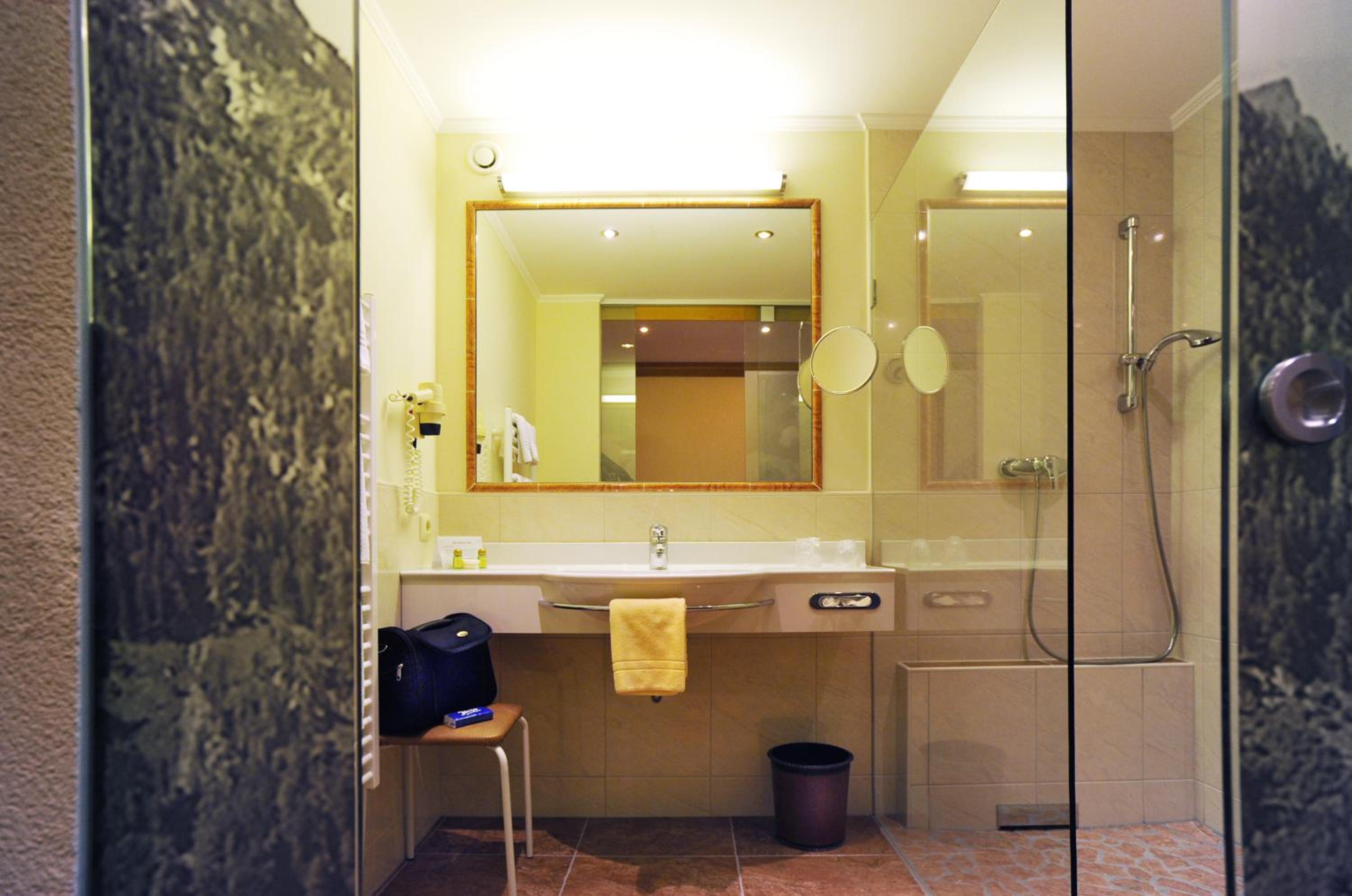 Superior Twin Room with Balcony photo 3