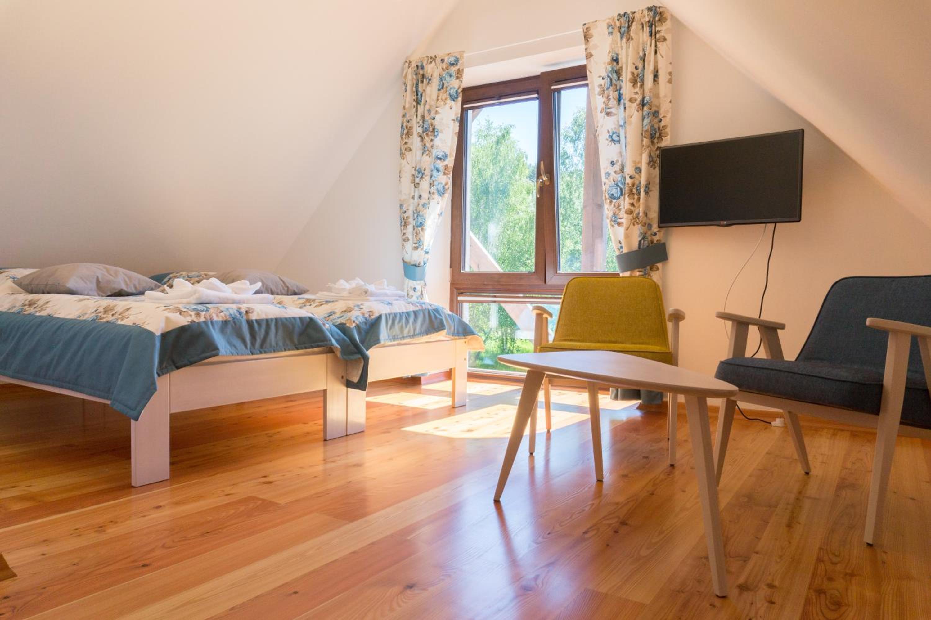 Twin Room with Mountain View photo 3