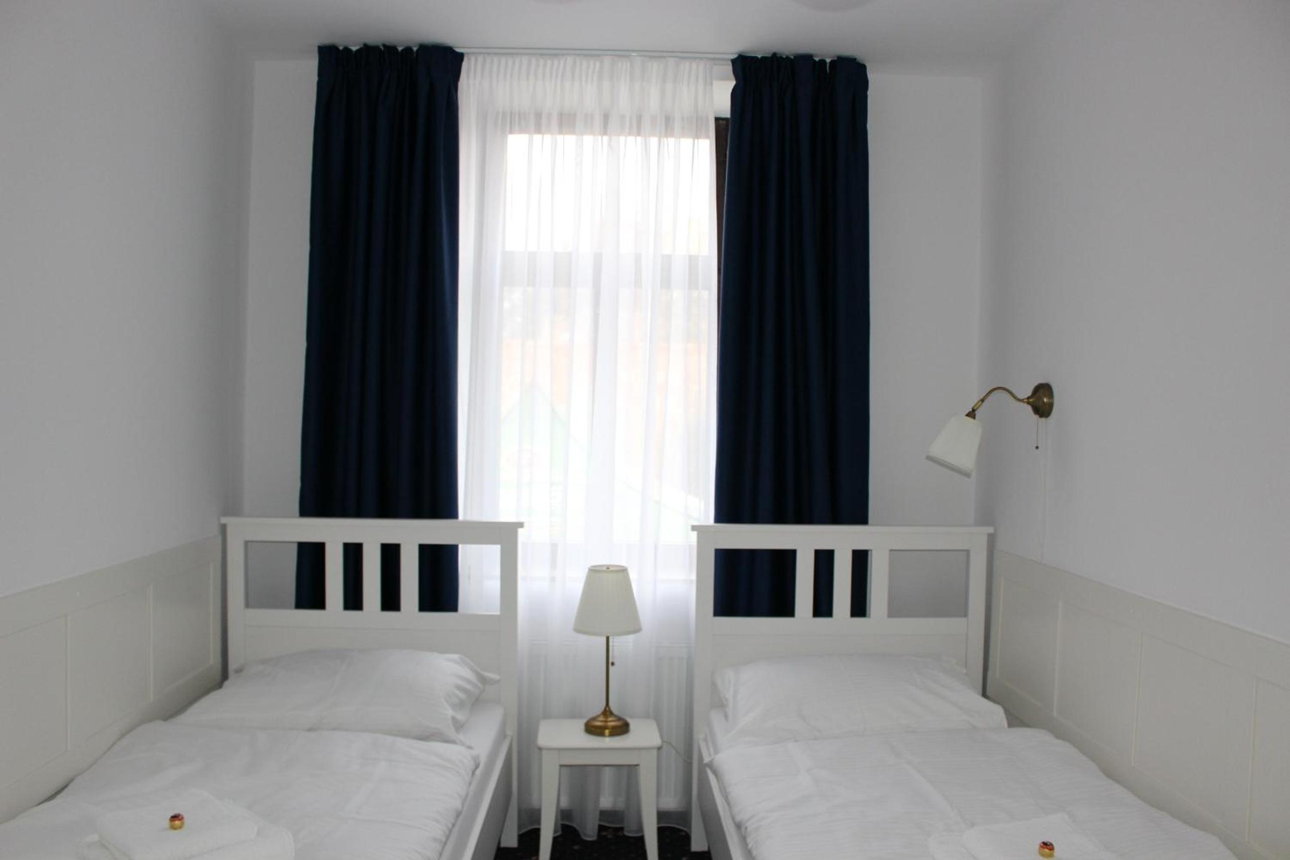 Deluxe Suite - Photo 9