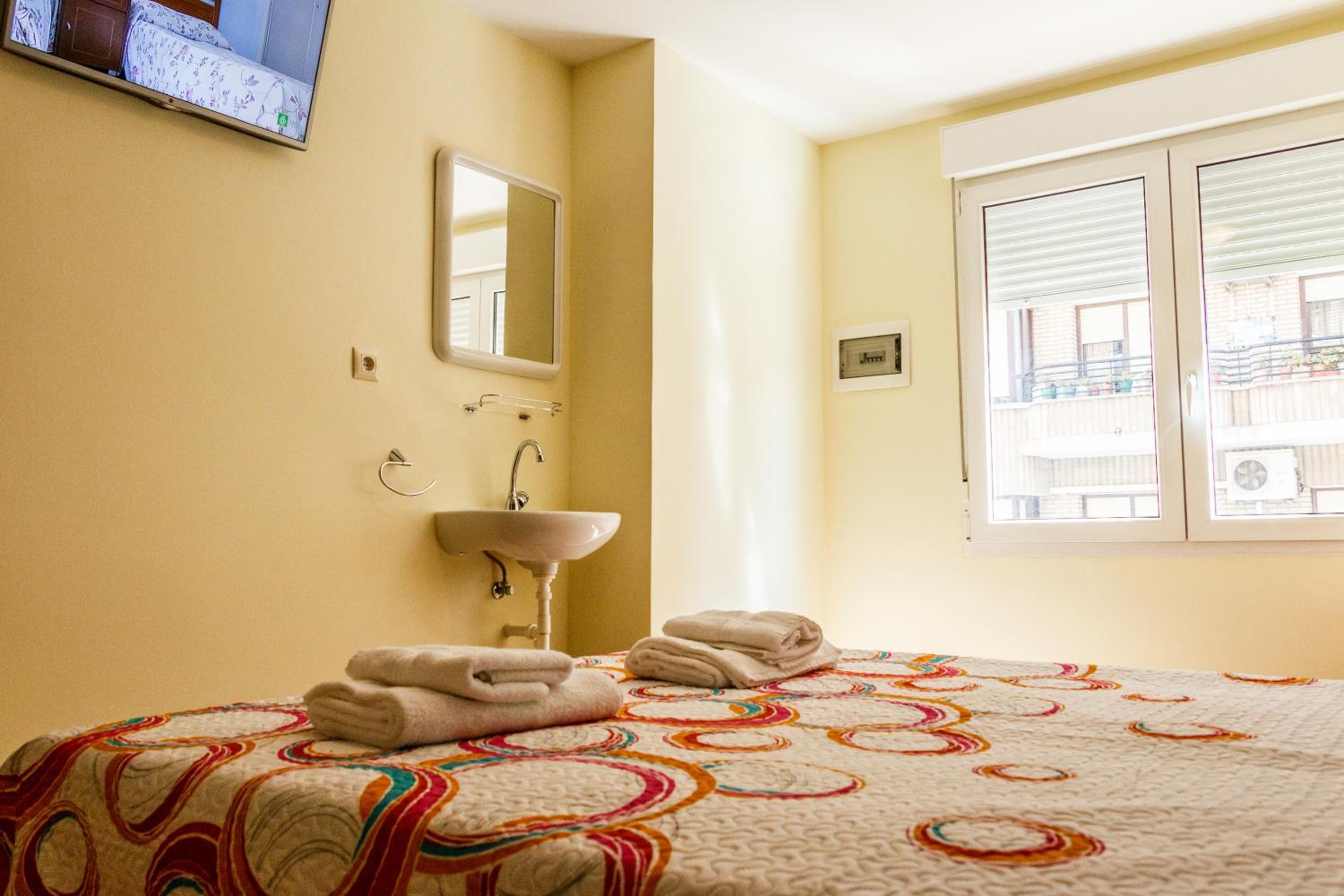 Habitación doble con baño compartido