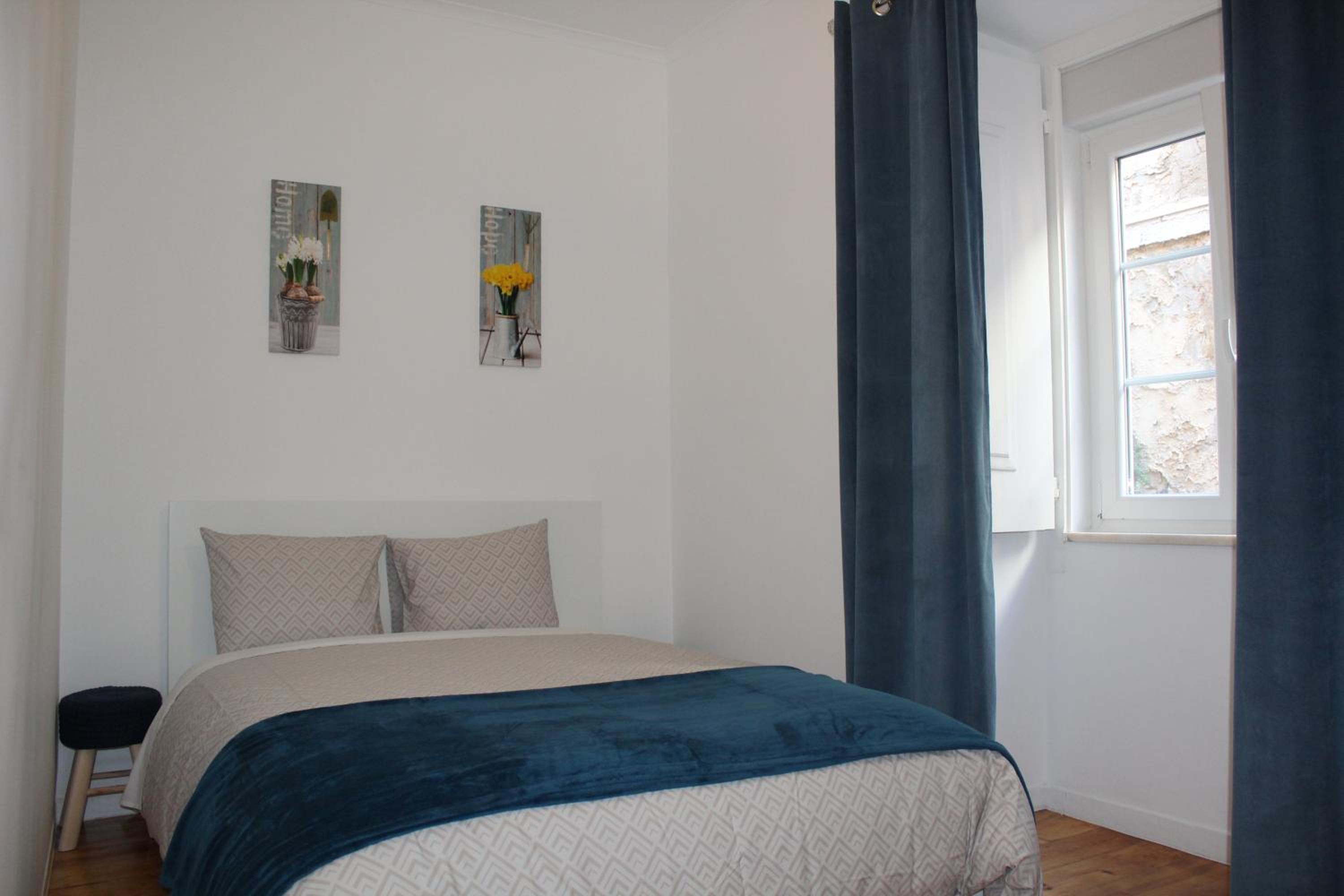 Three-Bedroom Apartment photo 1