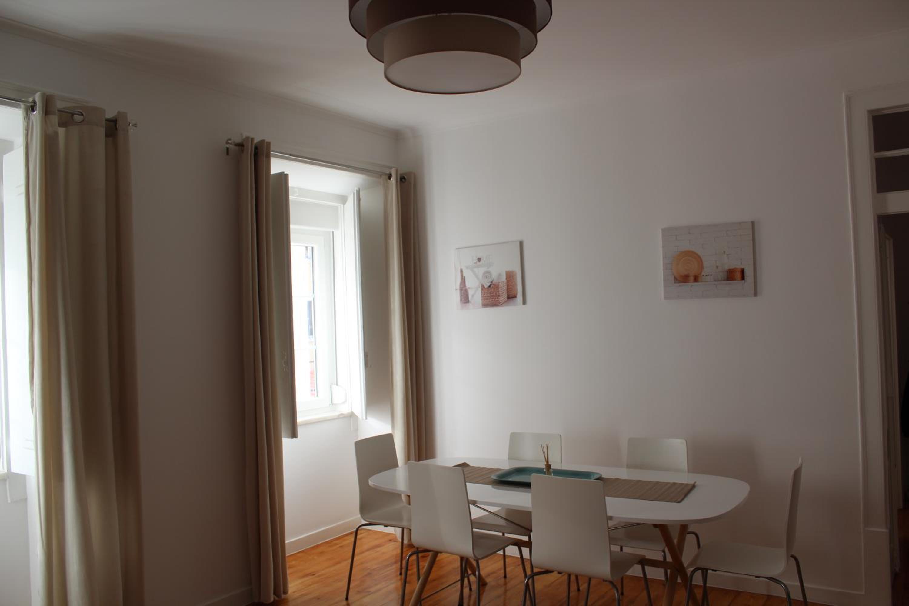 Three-Bedroom Apartment photo 3