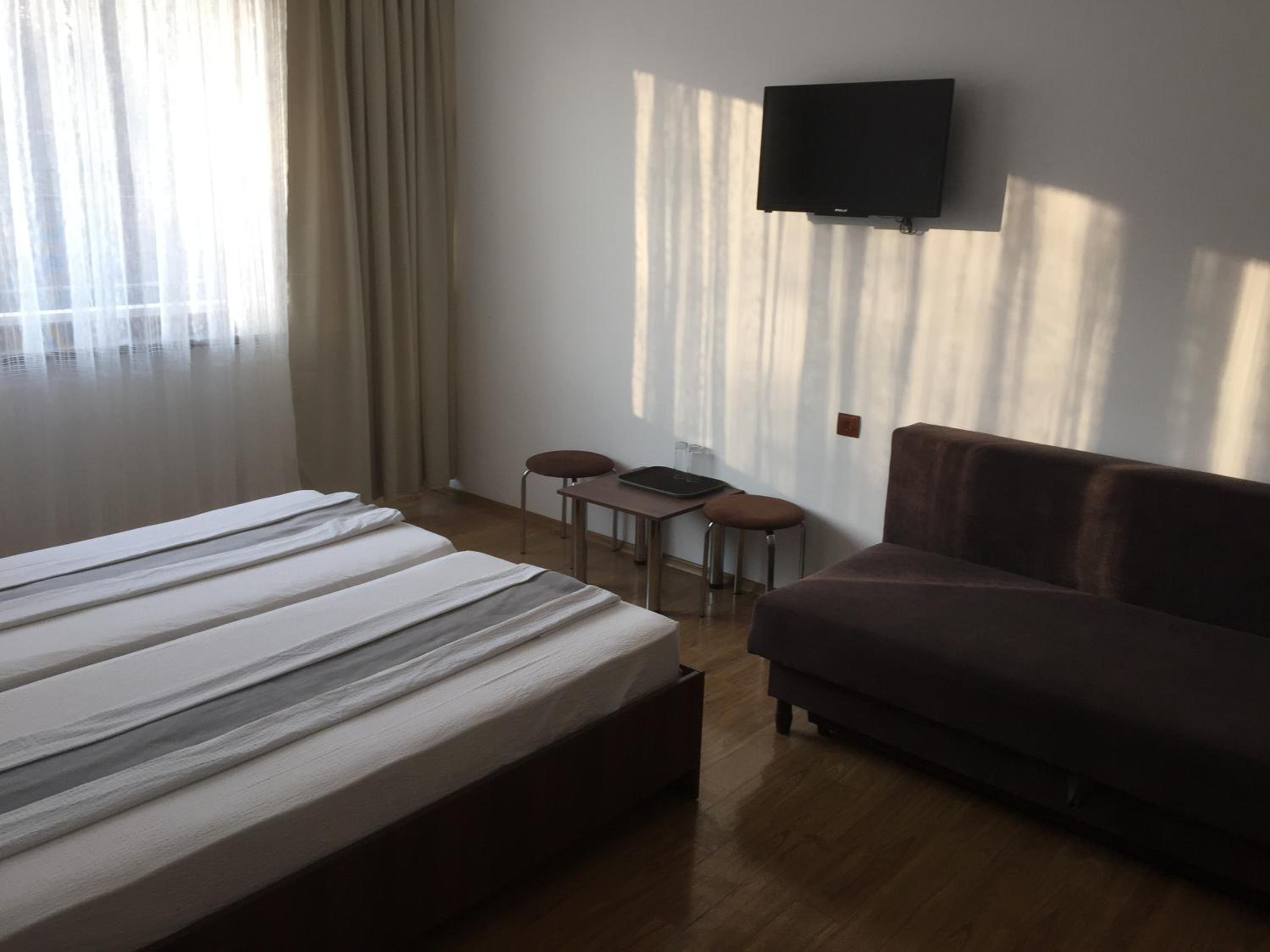 Two-Bedroom Apartment - Photo 4