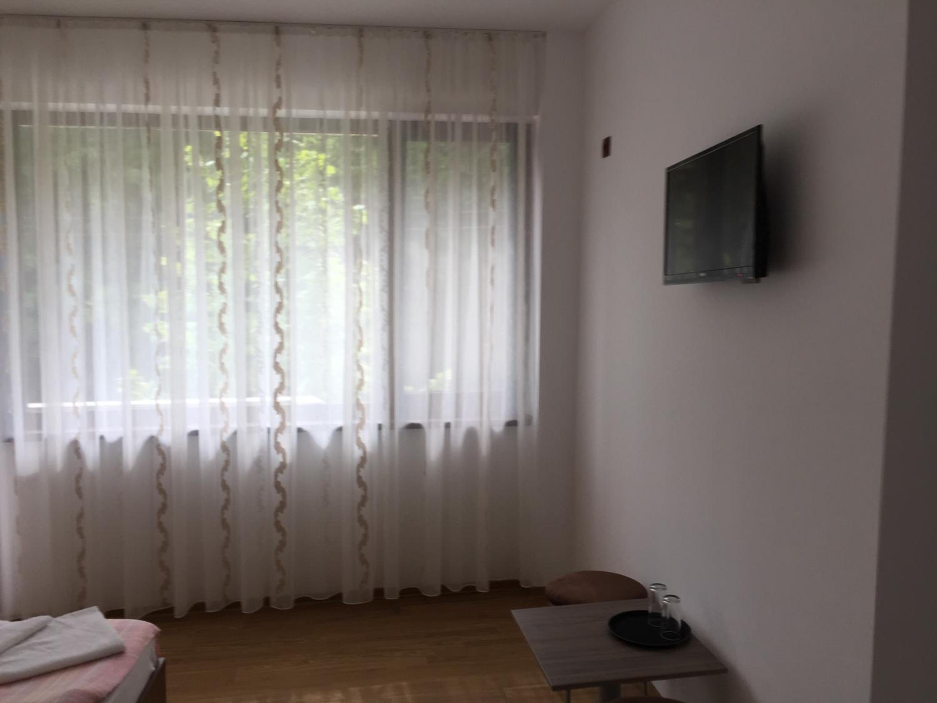 Double or Twin Room photo 3