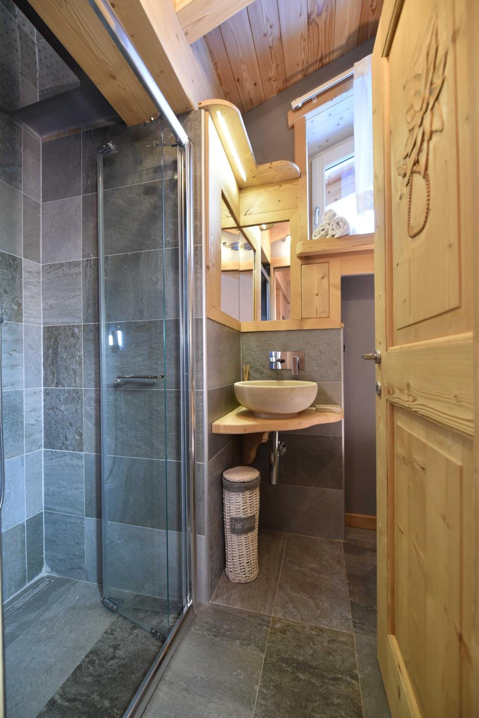 Triple Room with Private Bathroom - Photo 3