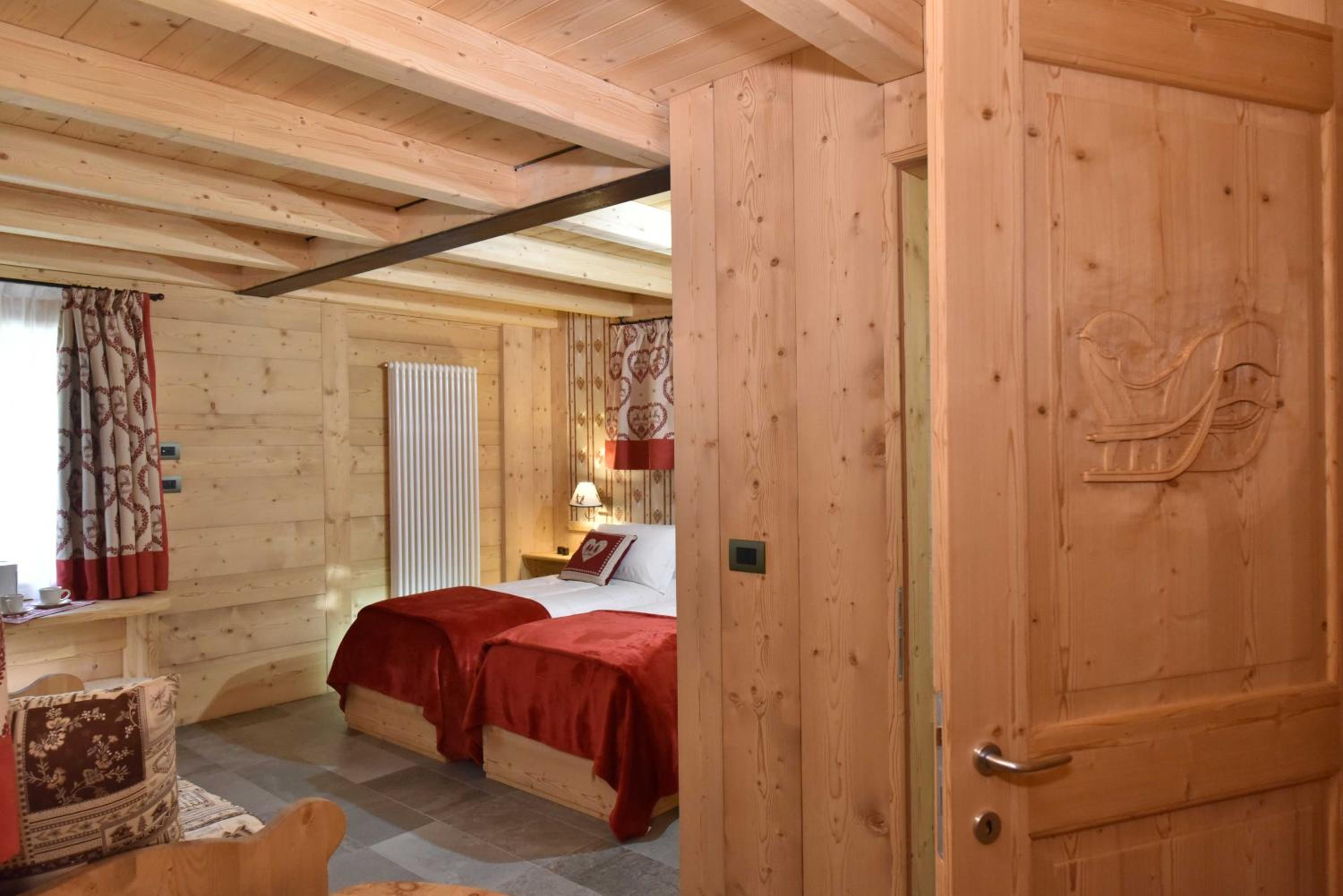 Triple Room with Private Bathroom - Photo 2