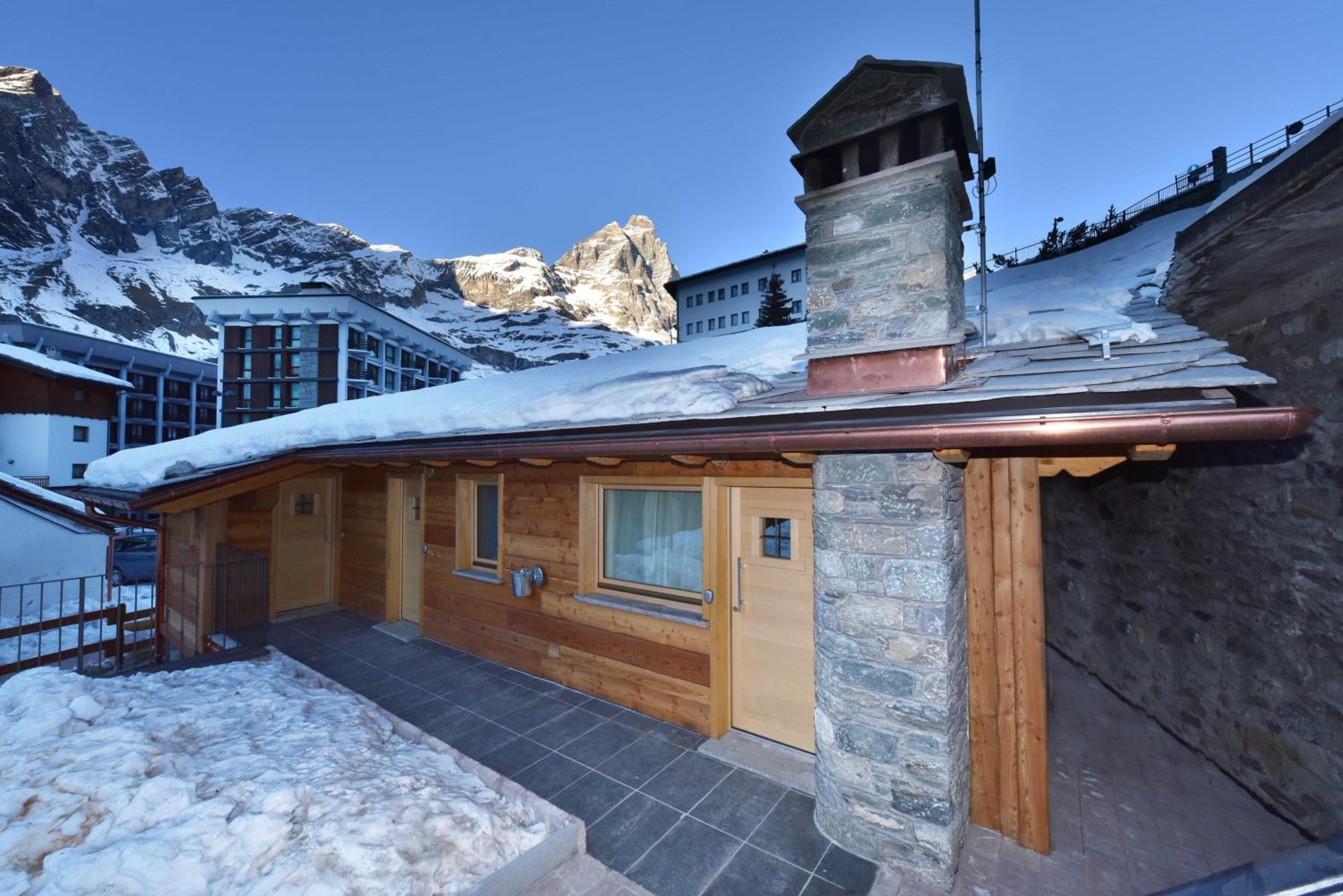 Triple Room with Private Bathroom - Photo 4