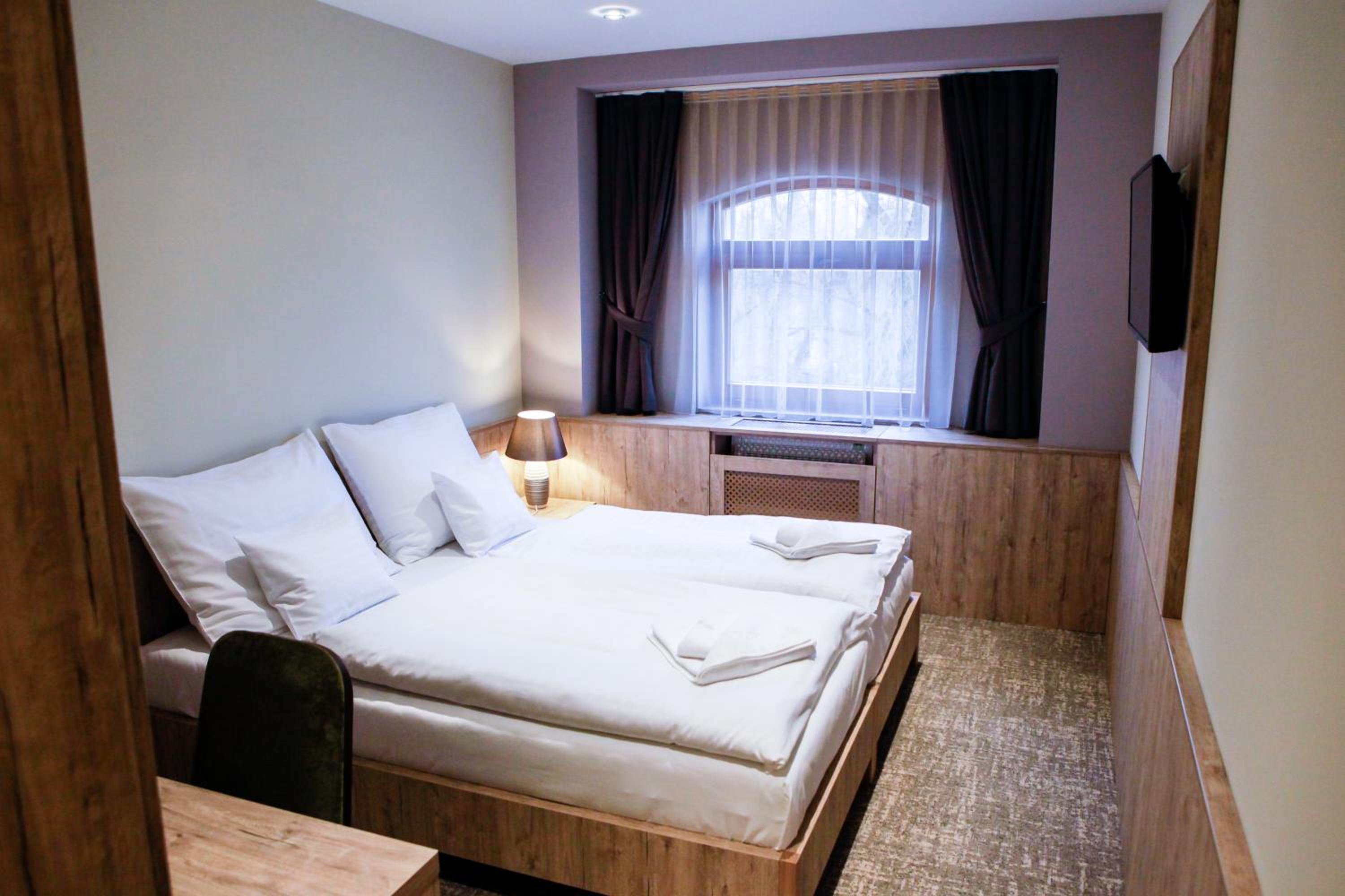 Standard Double Room - Photo 2