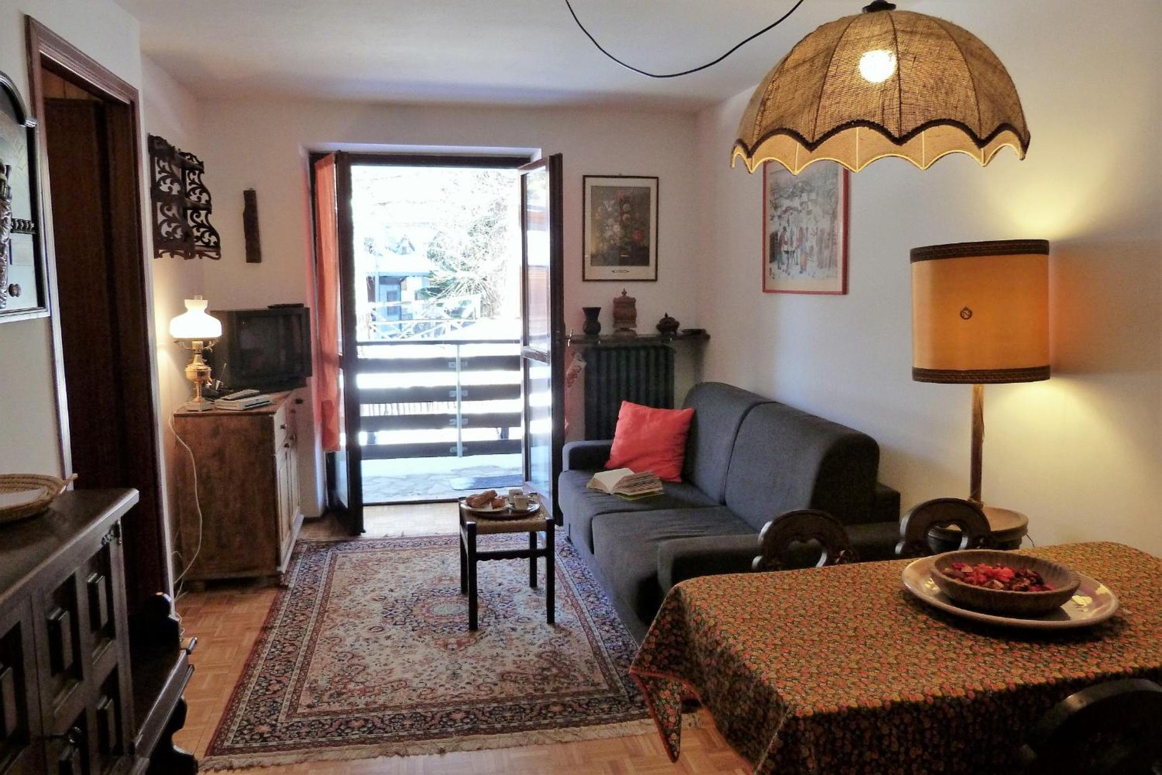 Apartment With Mountain View photo 1