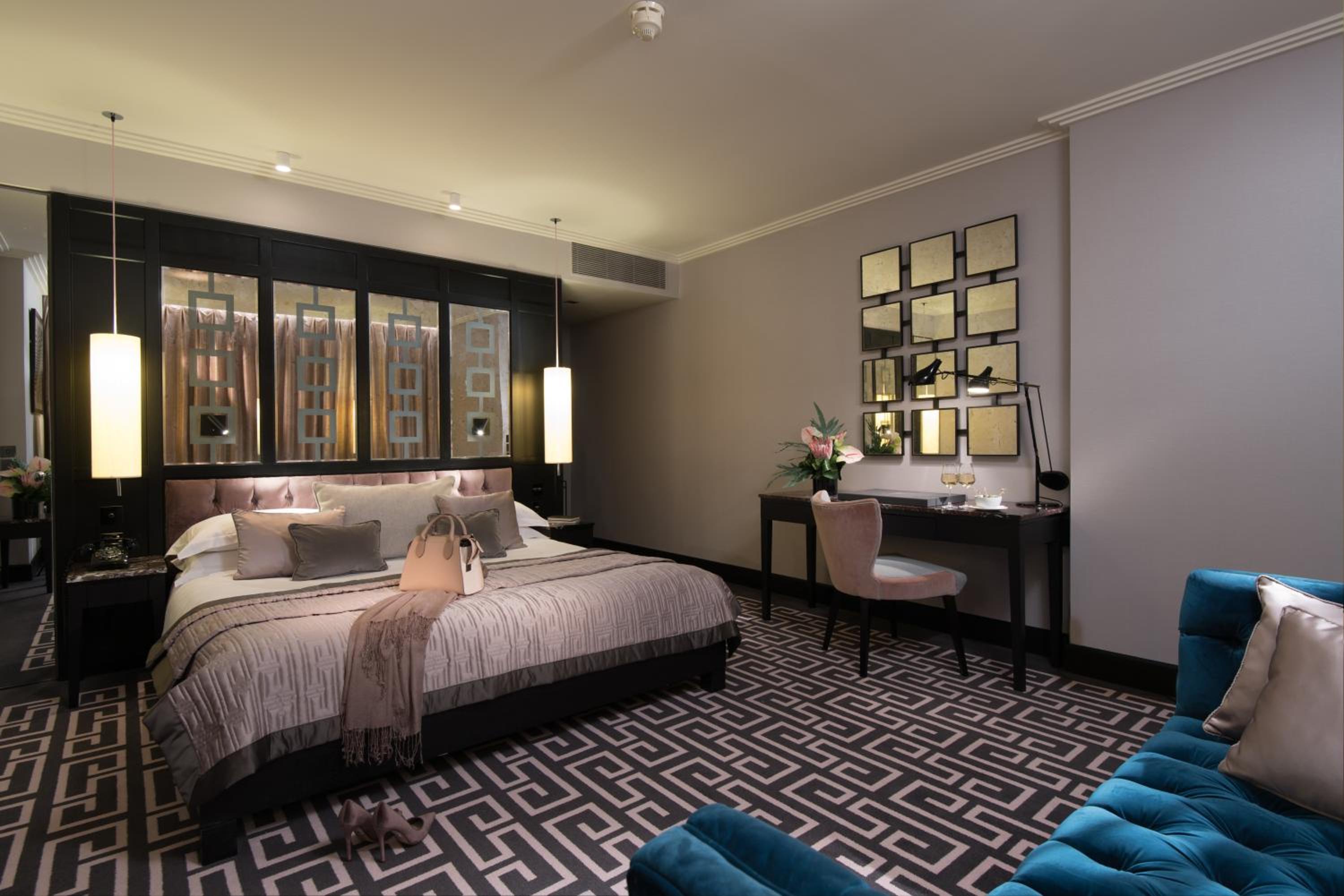 Executive King Room - Photo 1