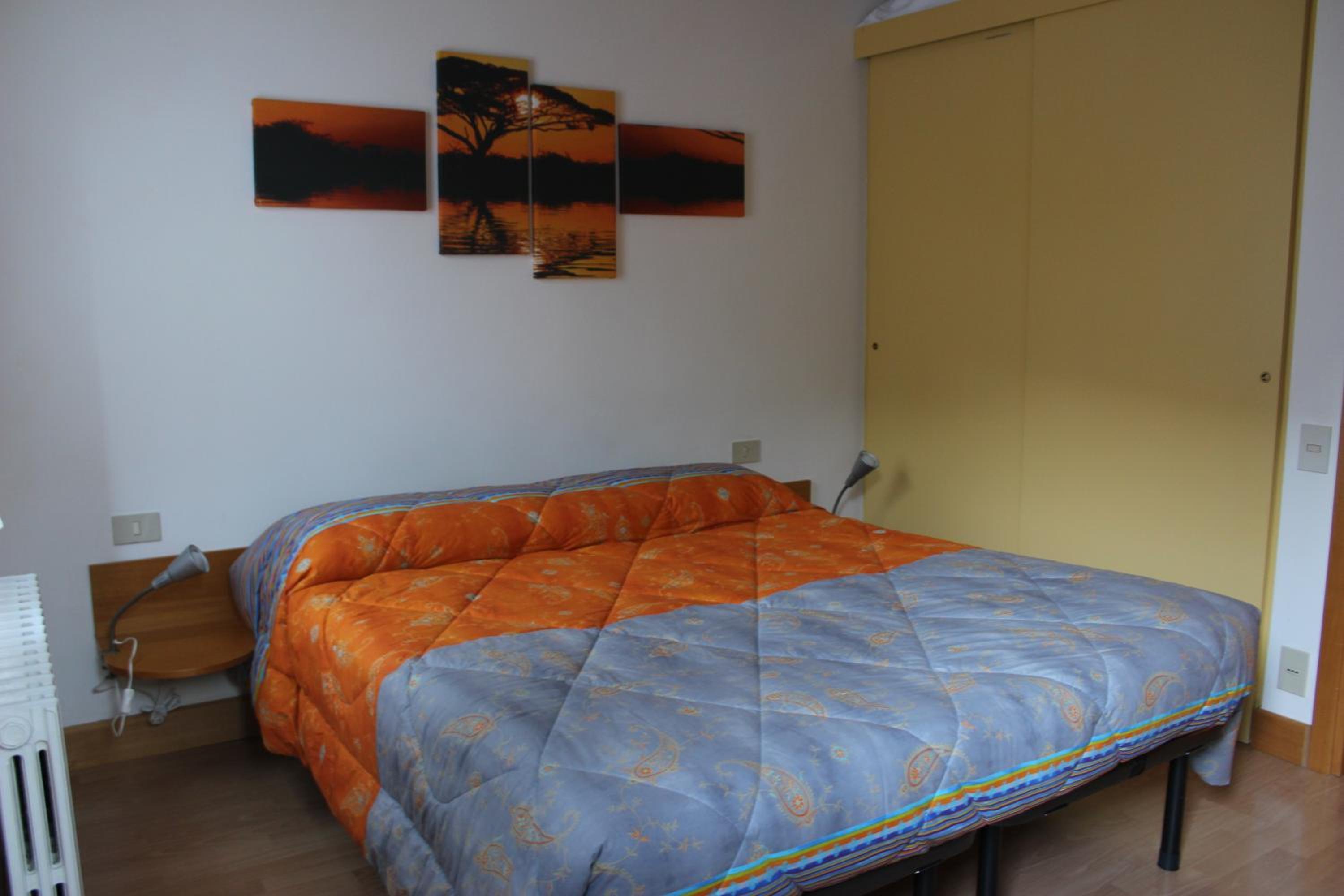 Apartment photo 1