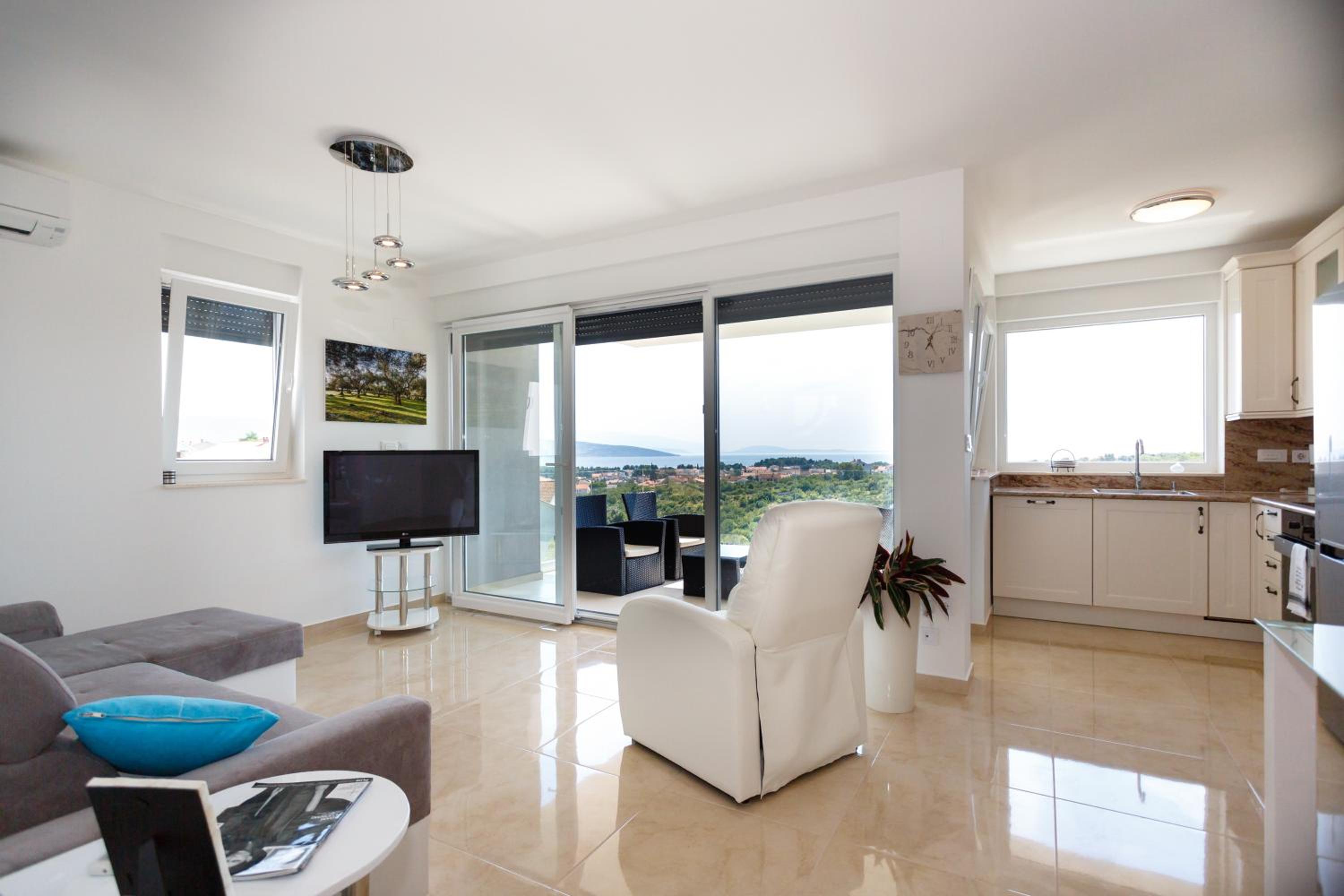 Apartment with Sea View