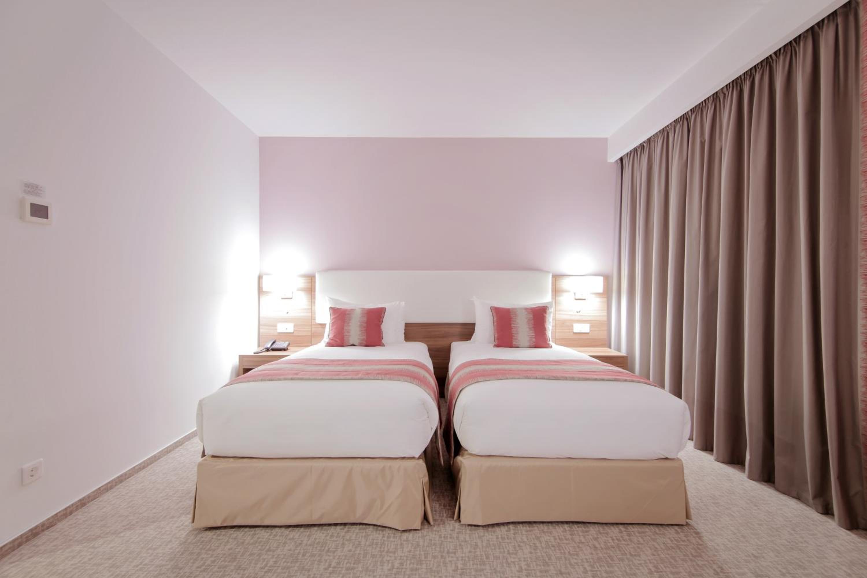 Superior Twin Room photo 2