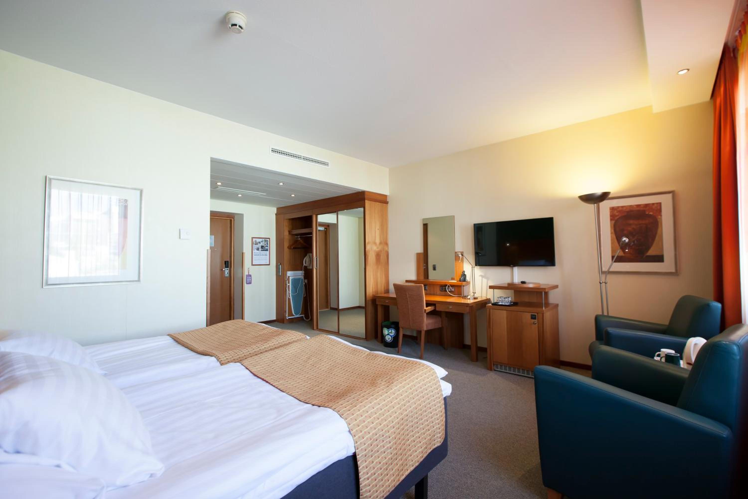 Superior Twin Room photo 3