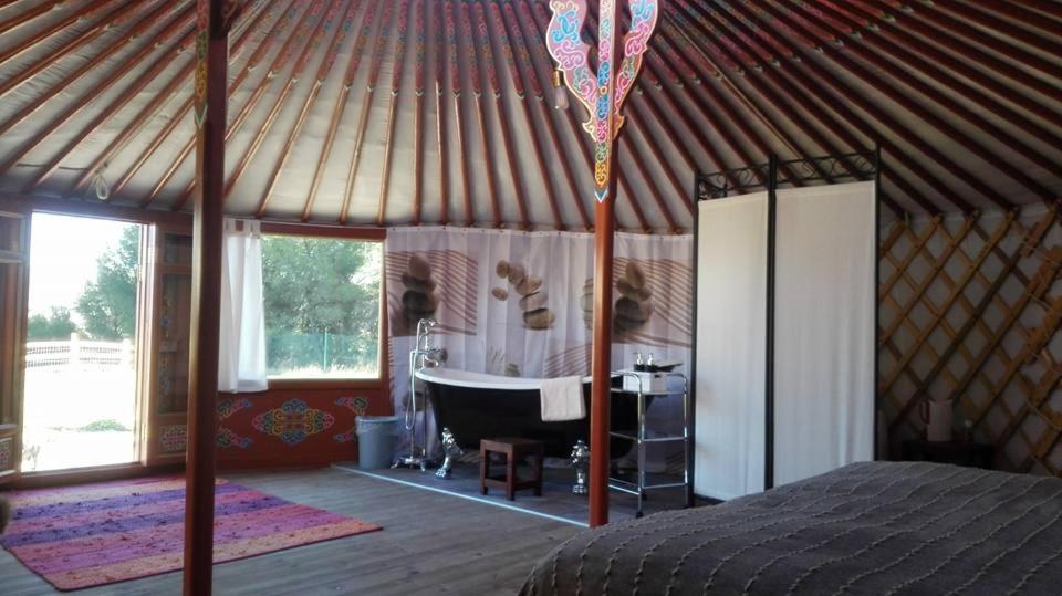 Deluxe Suite - Photo 1