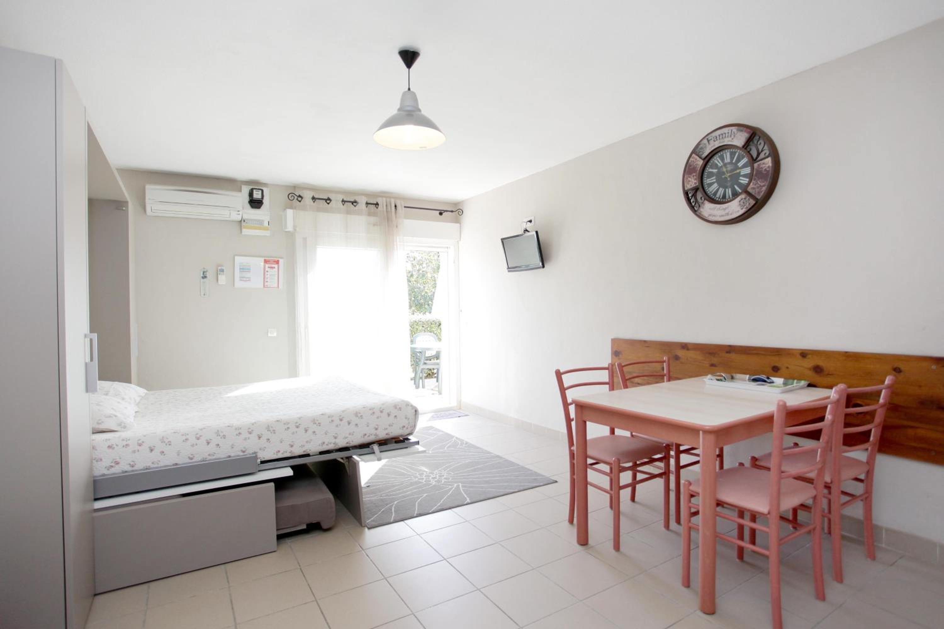 Studio with Terrace photo 1