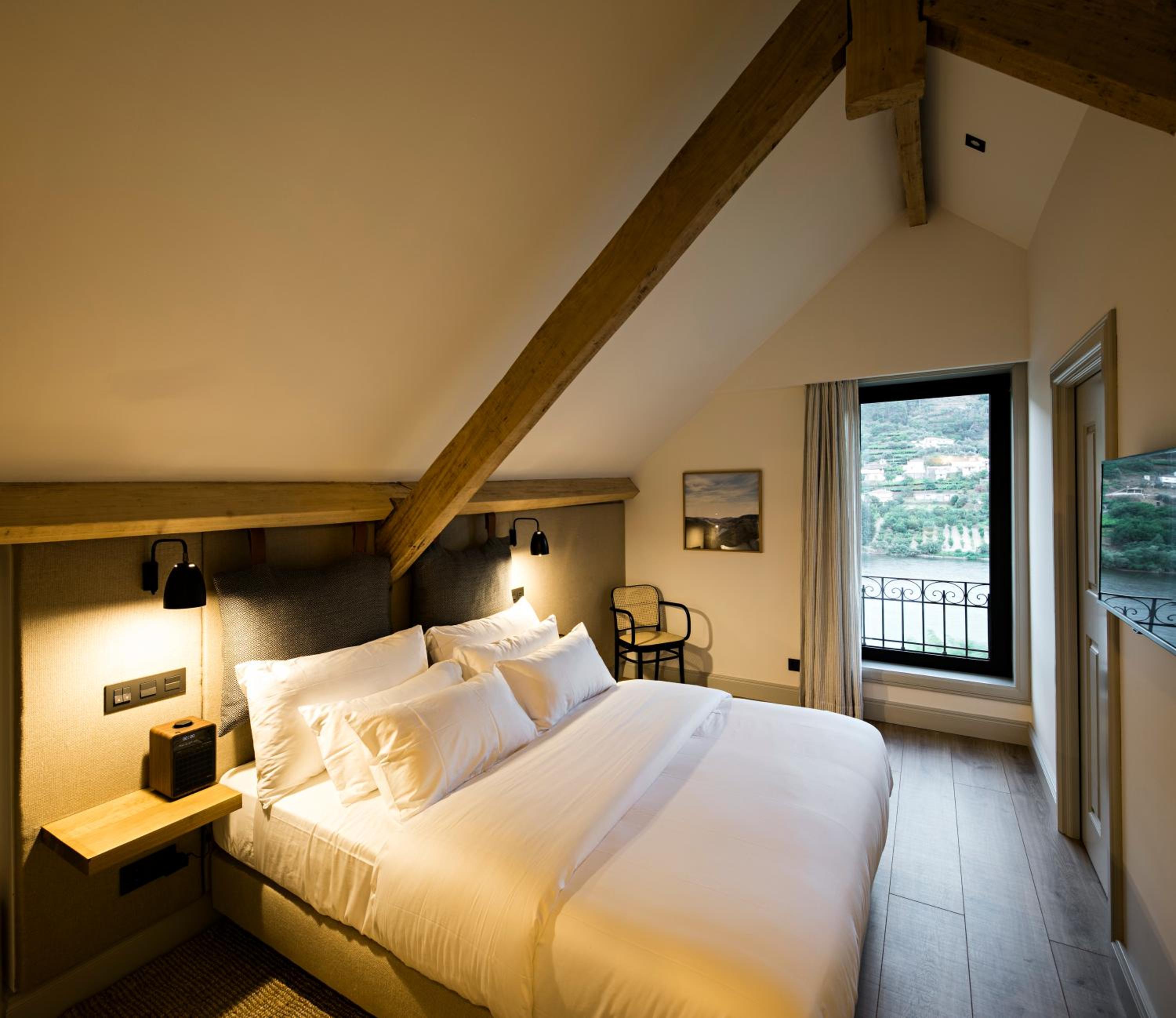 Deluxe Double Room photo 2