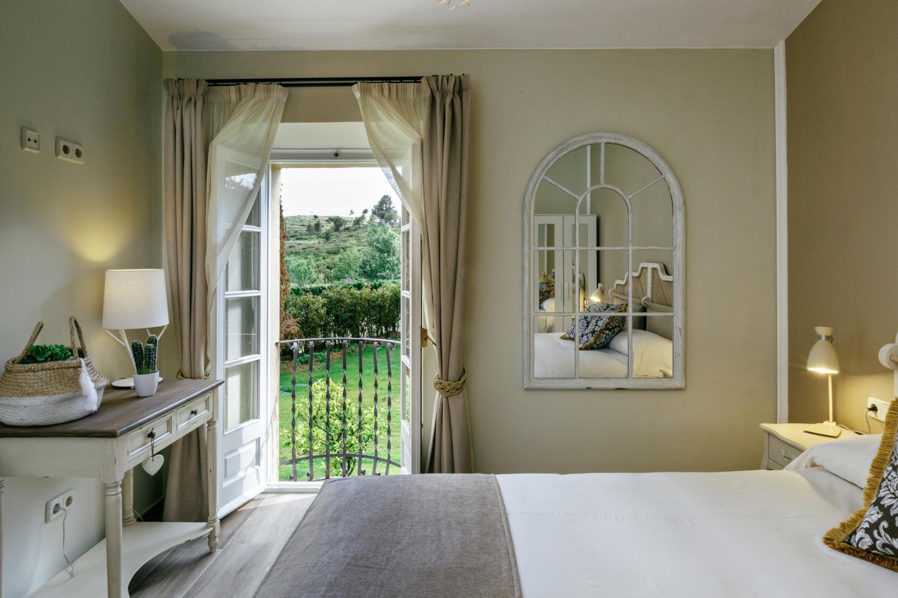 Villa con vistas al jardín
