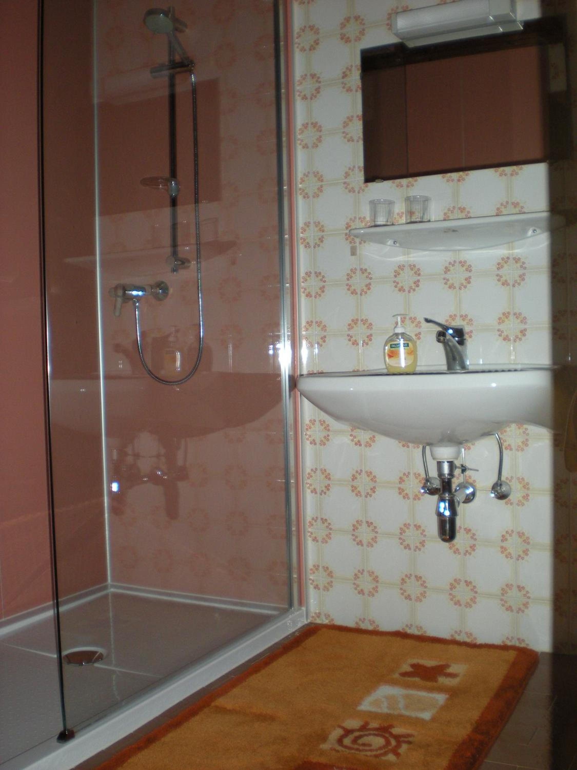 One-Bedroom Apartment With Balcony photo 2
