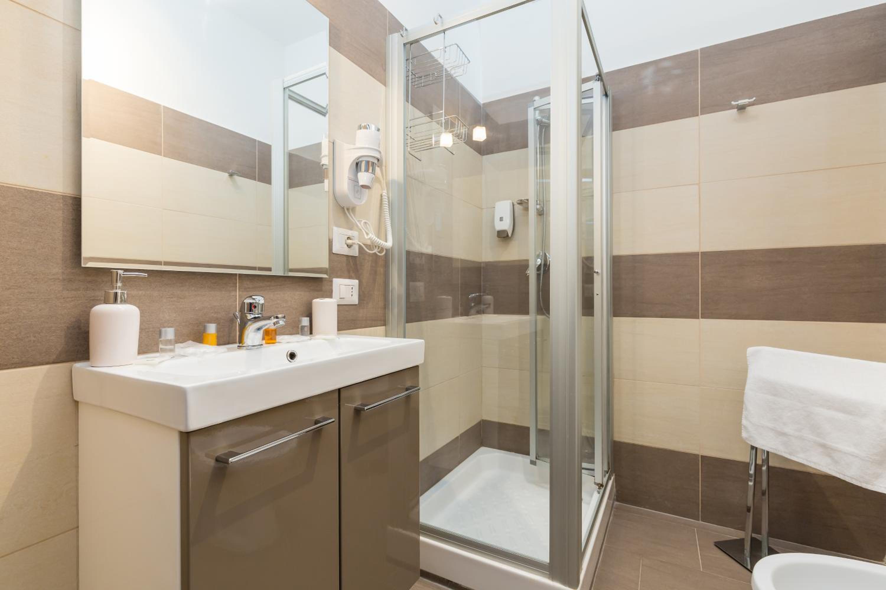 Standard Triple Room photo 2