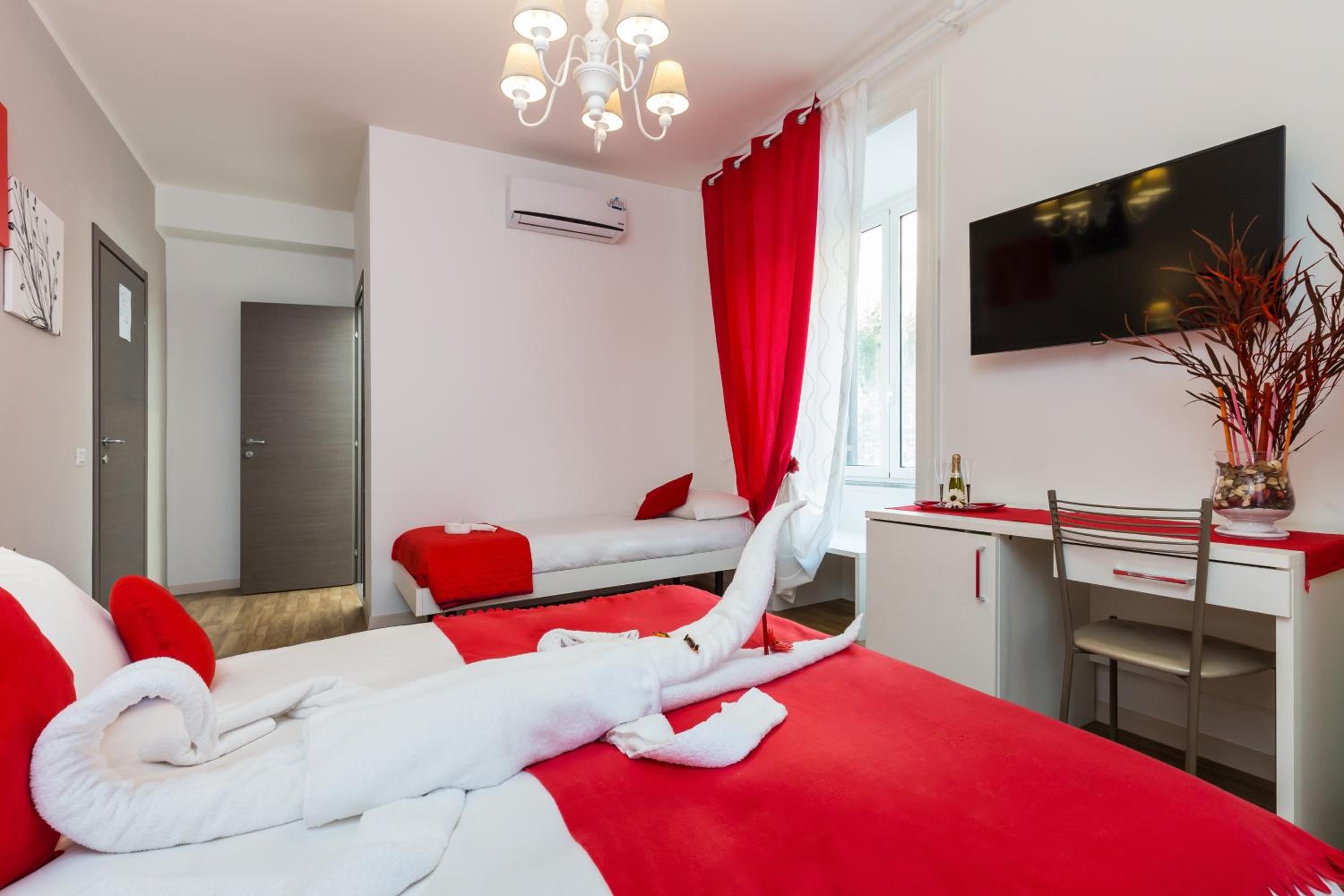 Standard Triple Room photo 2