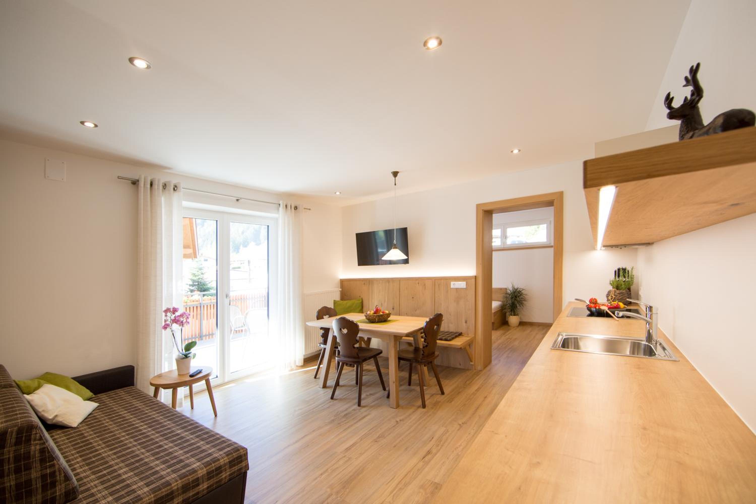 Two-Bedroom Apartment with Balcony photo 1