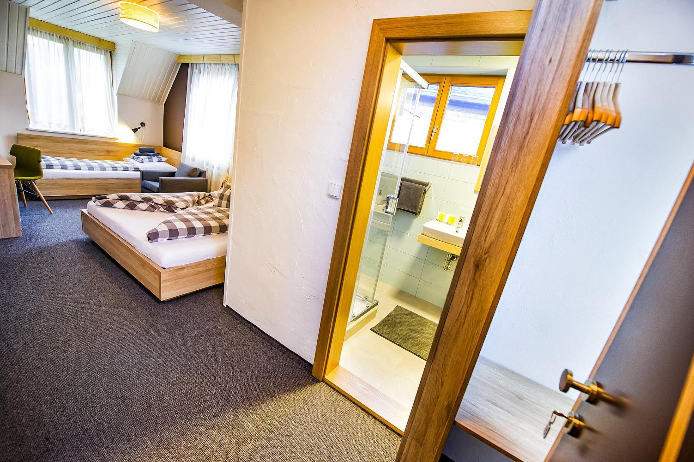 Deluxe Triple Room - Photo 5
