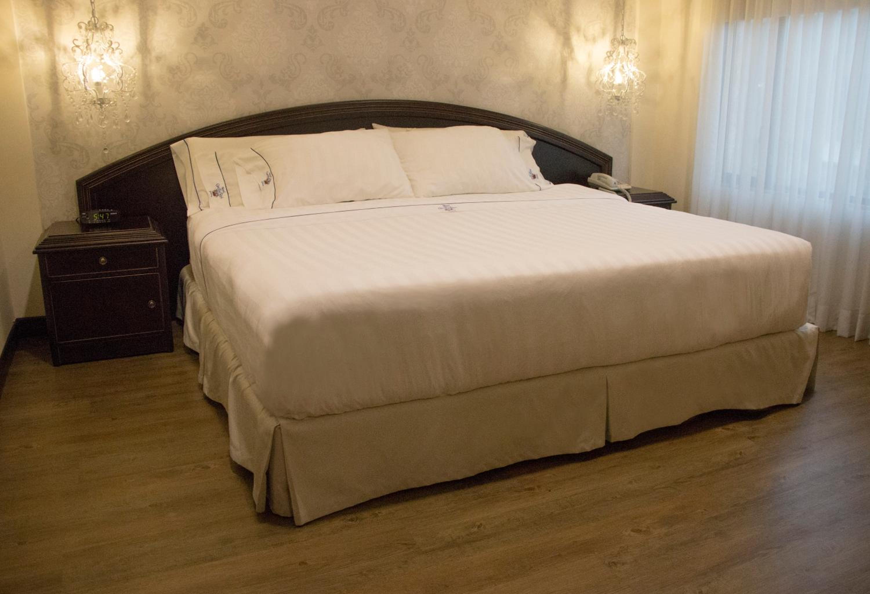 Double Room - Photo 4