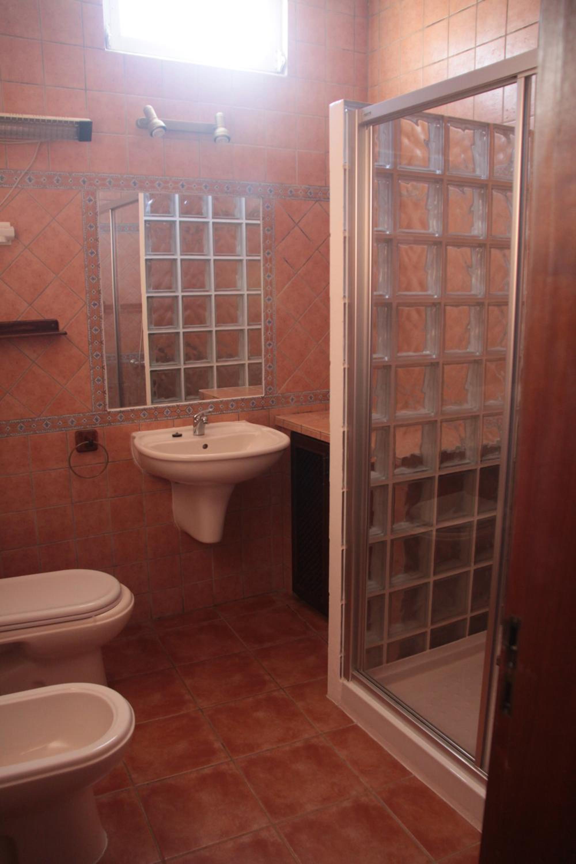 Apartment with Terrace - Photo 3